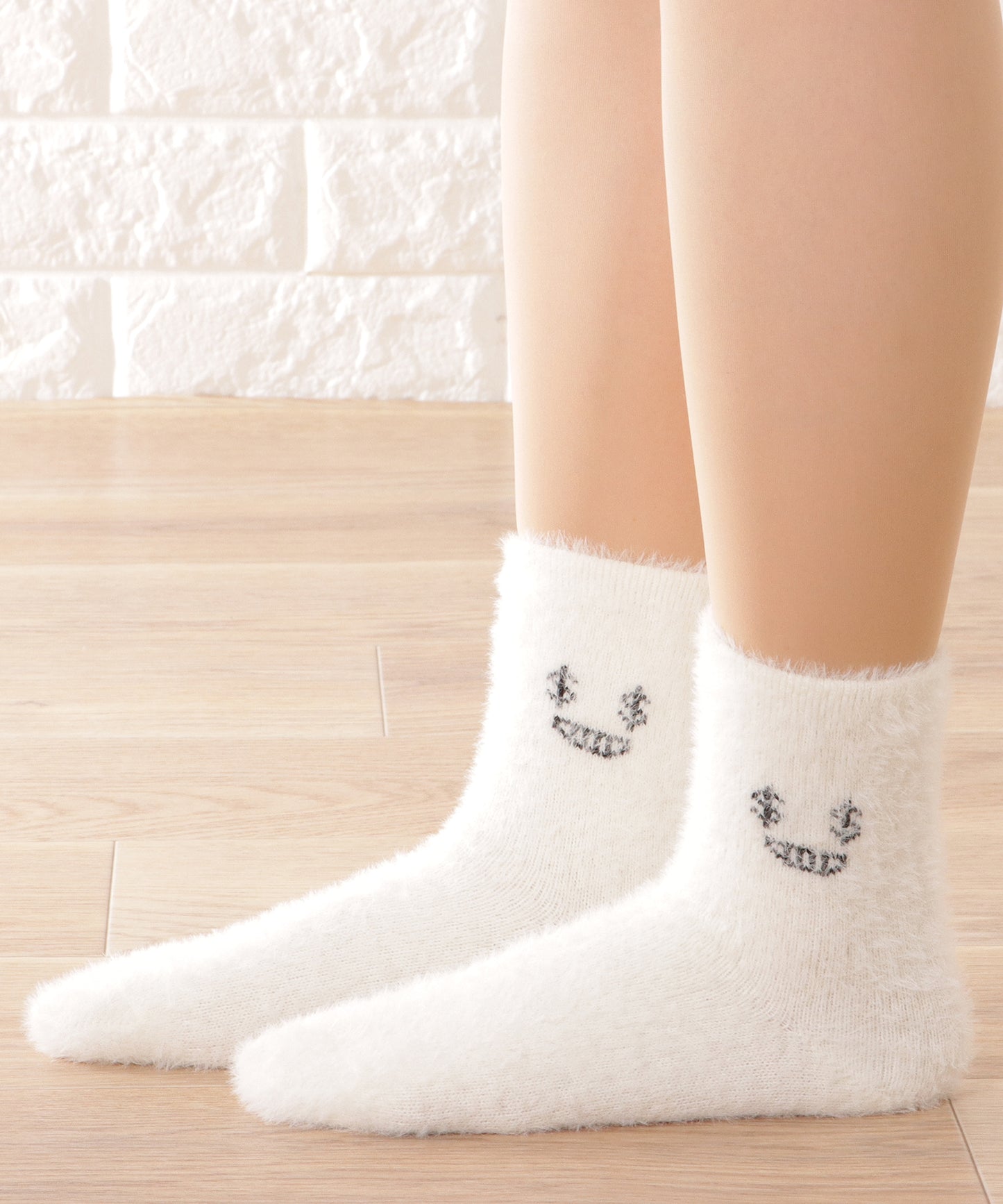 【10足セット】顔刺繍付きふわふわシャギーソックス