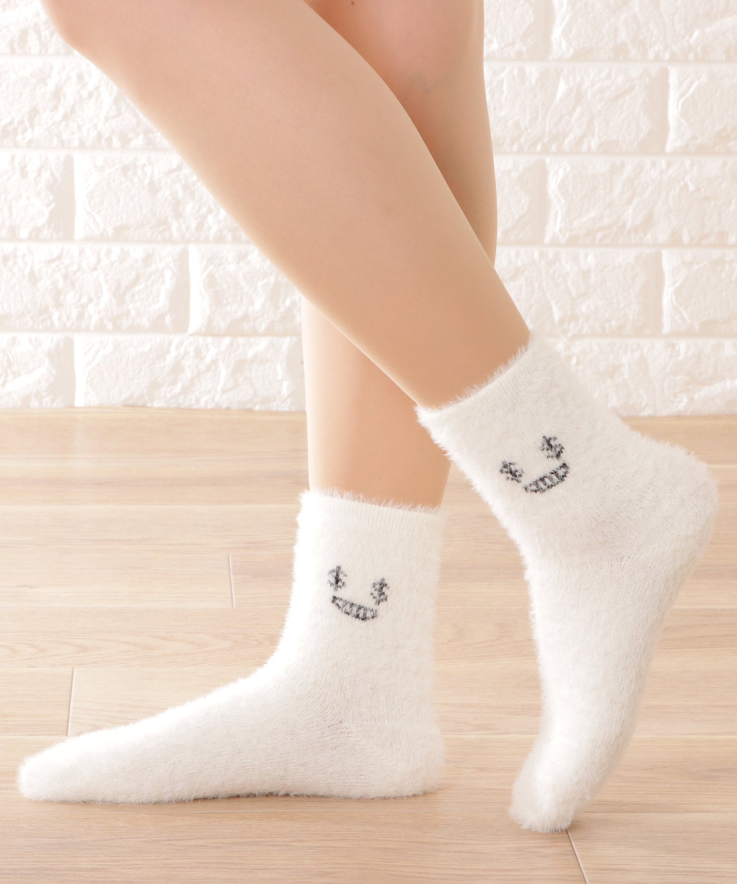 【10足セット】顔刺繍付きふわふわシャギーソックス