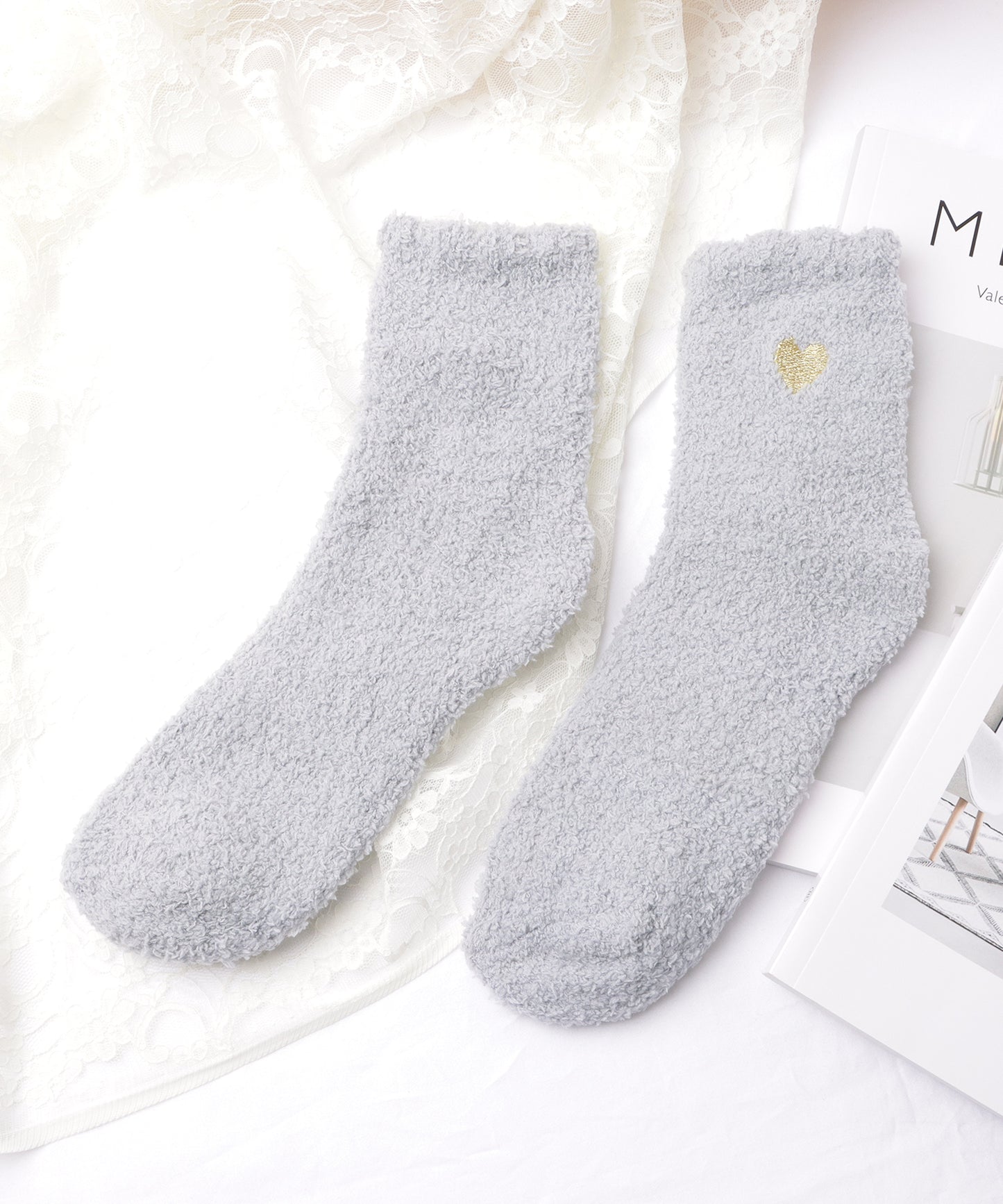 【8足セット】ハート刺繍付きふわもこショートソックス