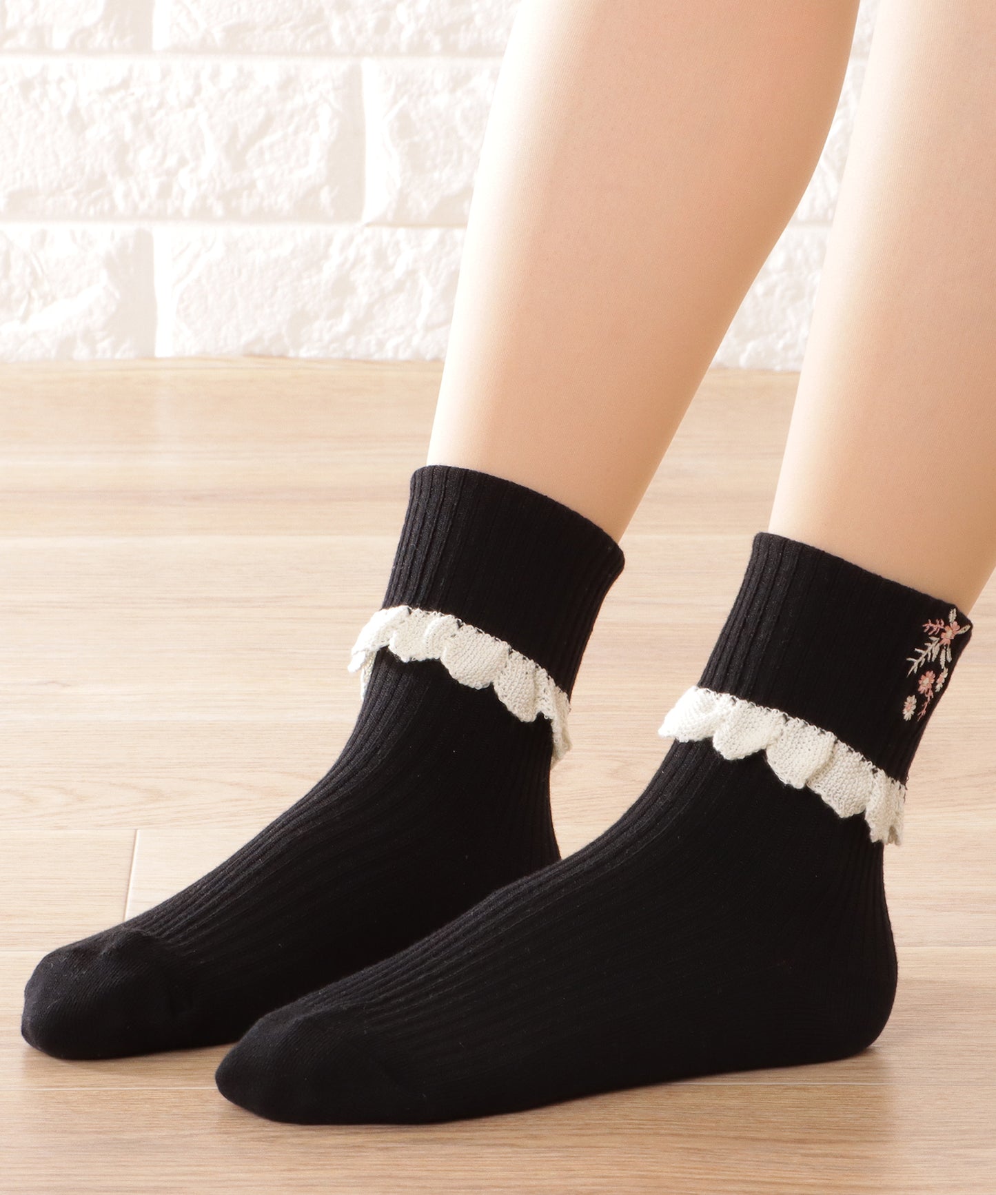 【5足セット】花柄刺繍配色フリルショートソックス