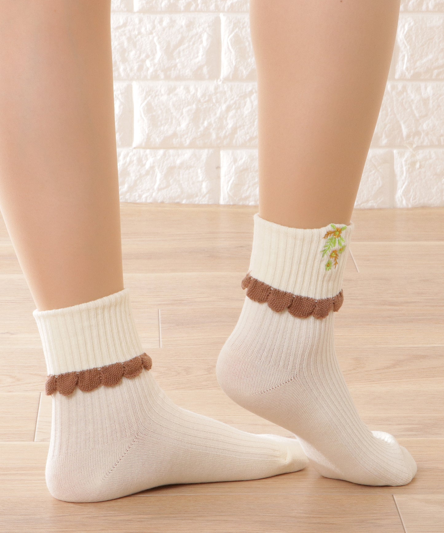 【5足セット】花柄刺繍配色フリルショートソックス