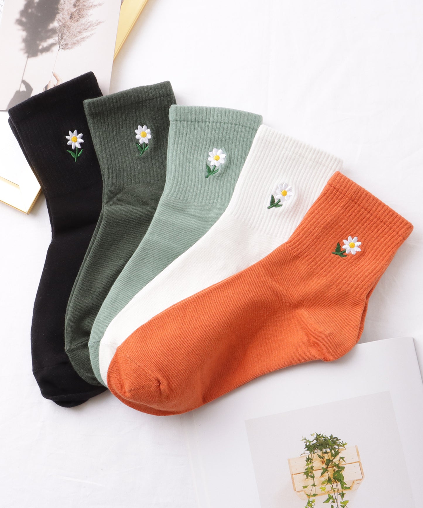 【10足セット】 ワンポイント フラワー 刺繍 リブ クルー ソックス