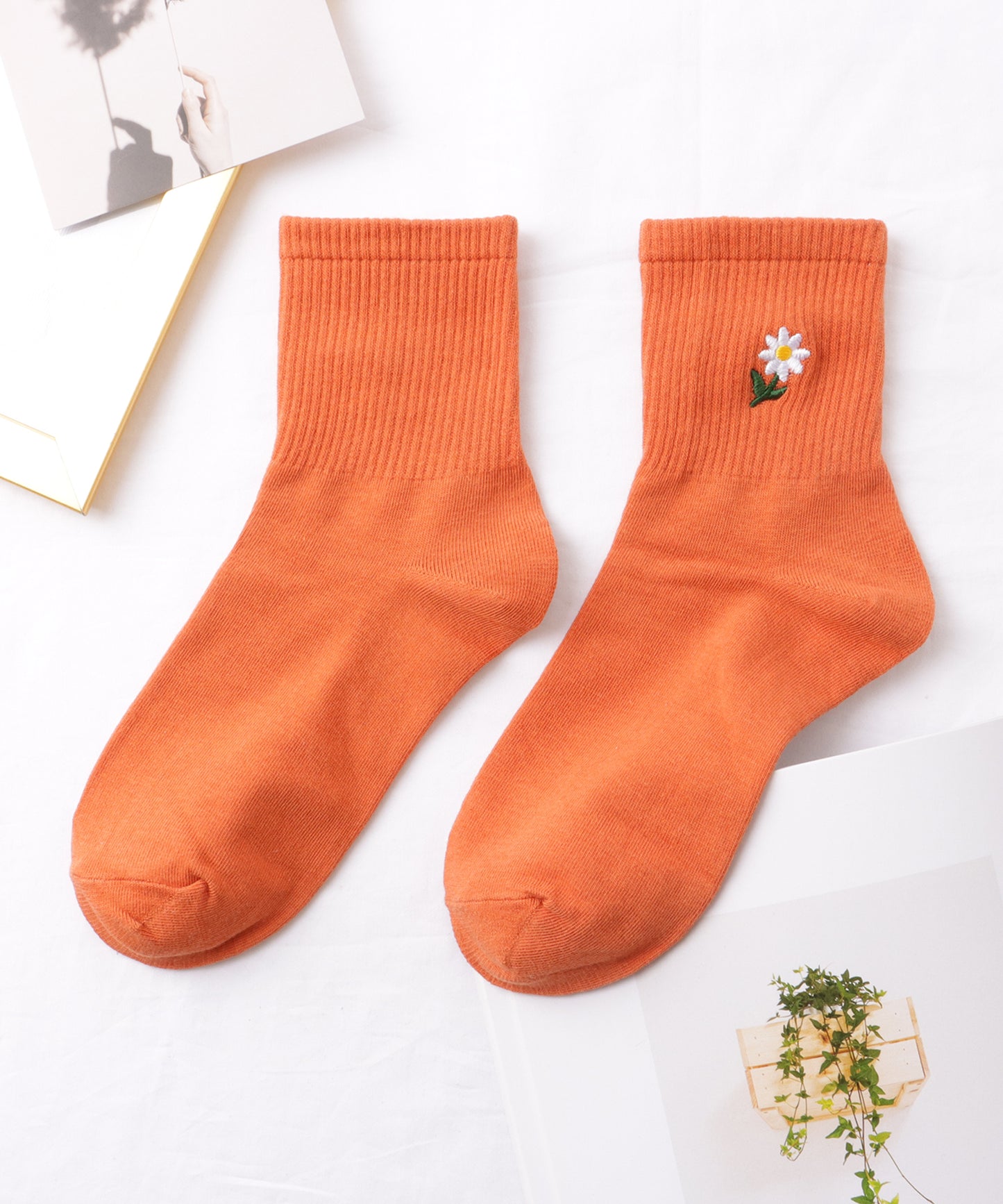 【10足セット】 ワンポイント フラワー 刺繍 リブ クルー ソックス