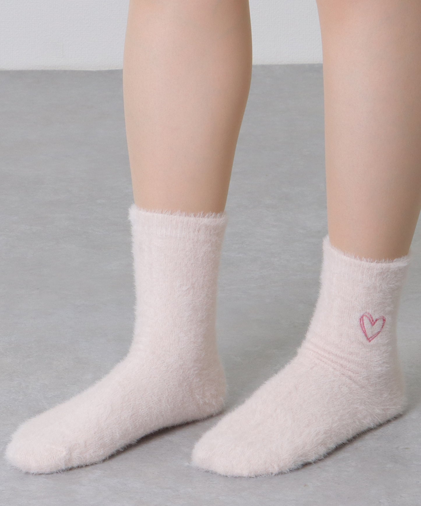 【5足セット】ハート 刺繍 シャギー ルーム ソックス