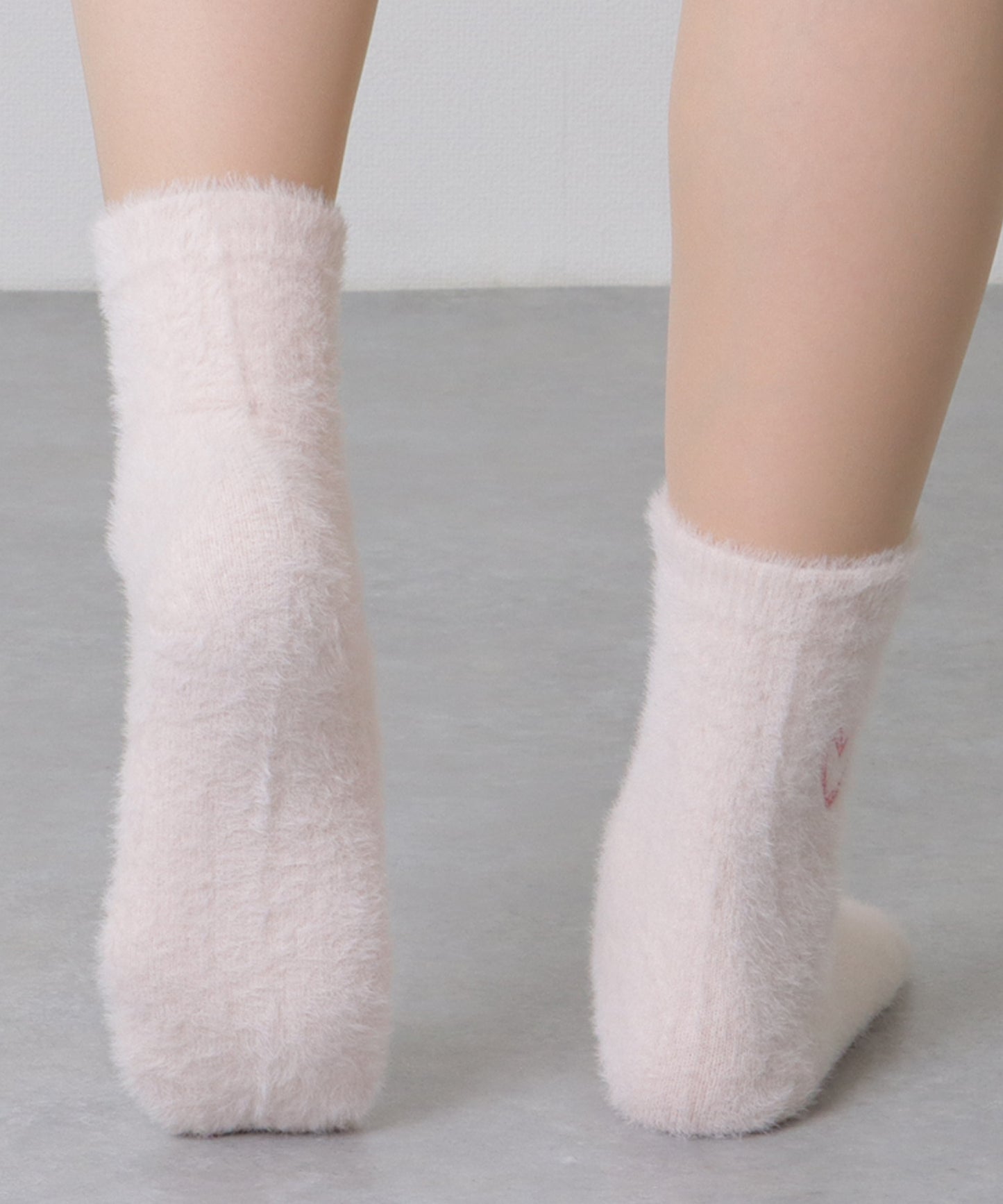 【5足セット】ハート 刺繍 シャギー ルーム ソックス