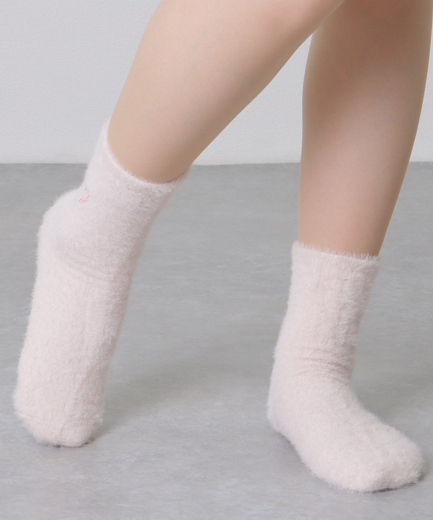 【5足セット】ハート 刺繍 シャギー ルーム ソックス
