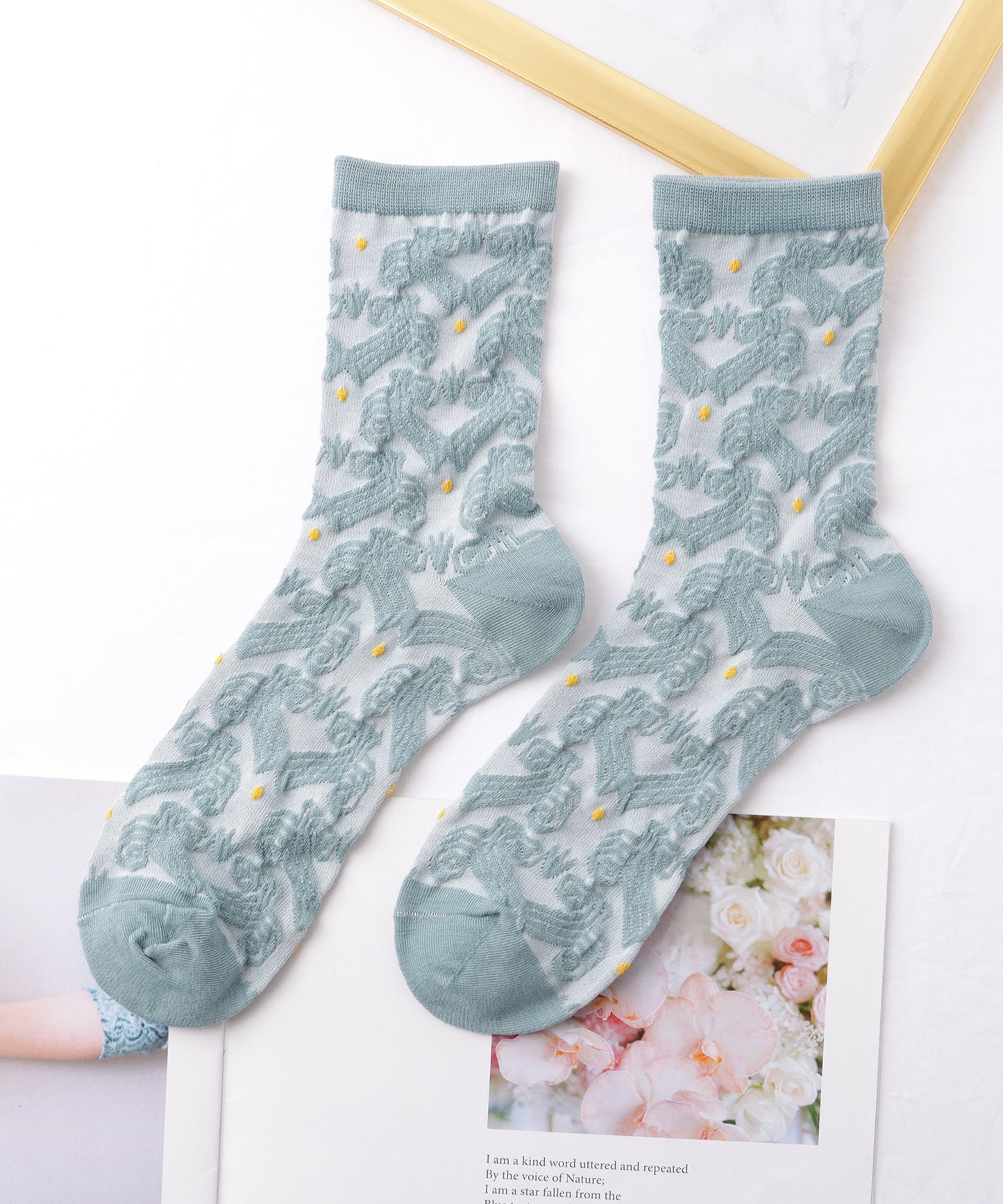【10足セット】 立体 花柄 レリーフ クルー丈 ソックス
