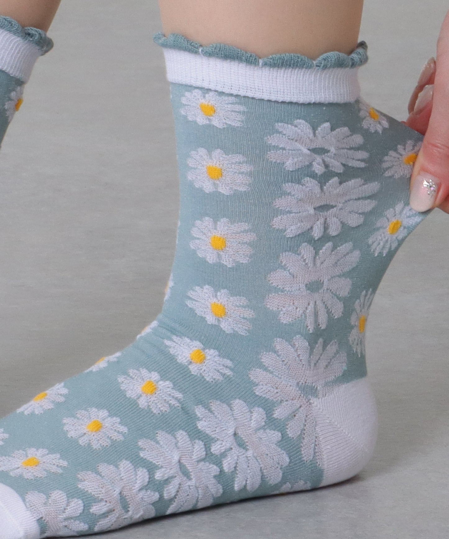【10足セット】 立体 花柄 レリーフ クルー丈 ソックス