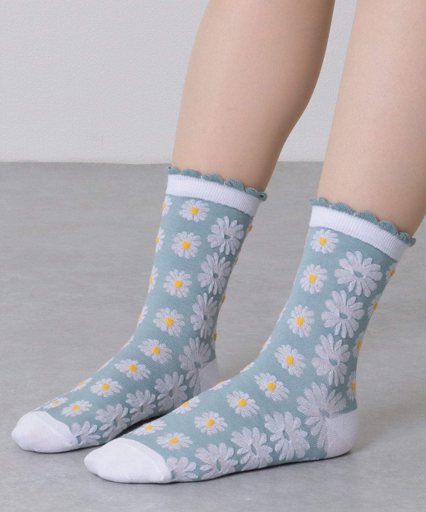 【10足セット】 立体 花柄 レリーフ クルー丈 ソックス