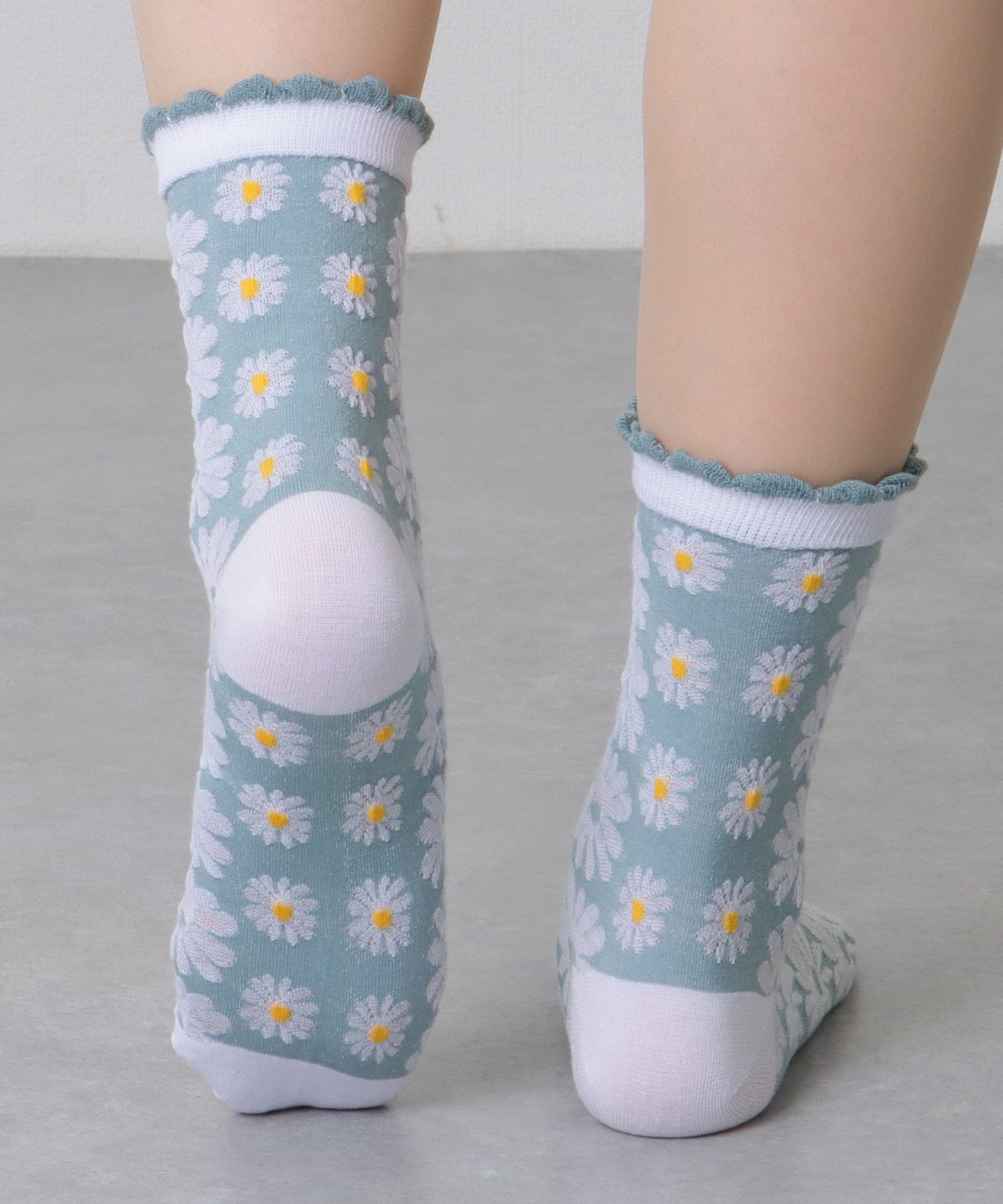 【10足セット】 立体 花柄 レリーフ クルー丈 ソックス