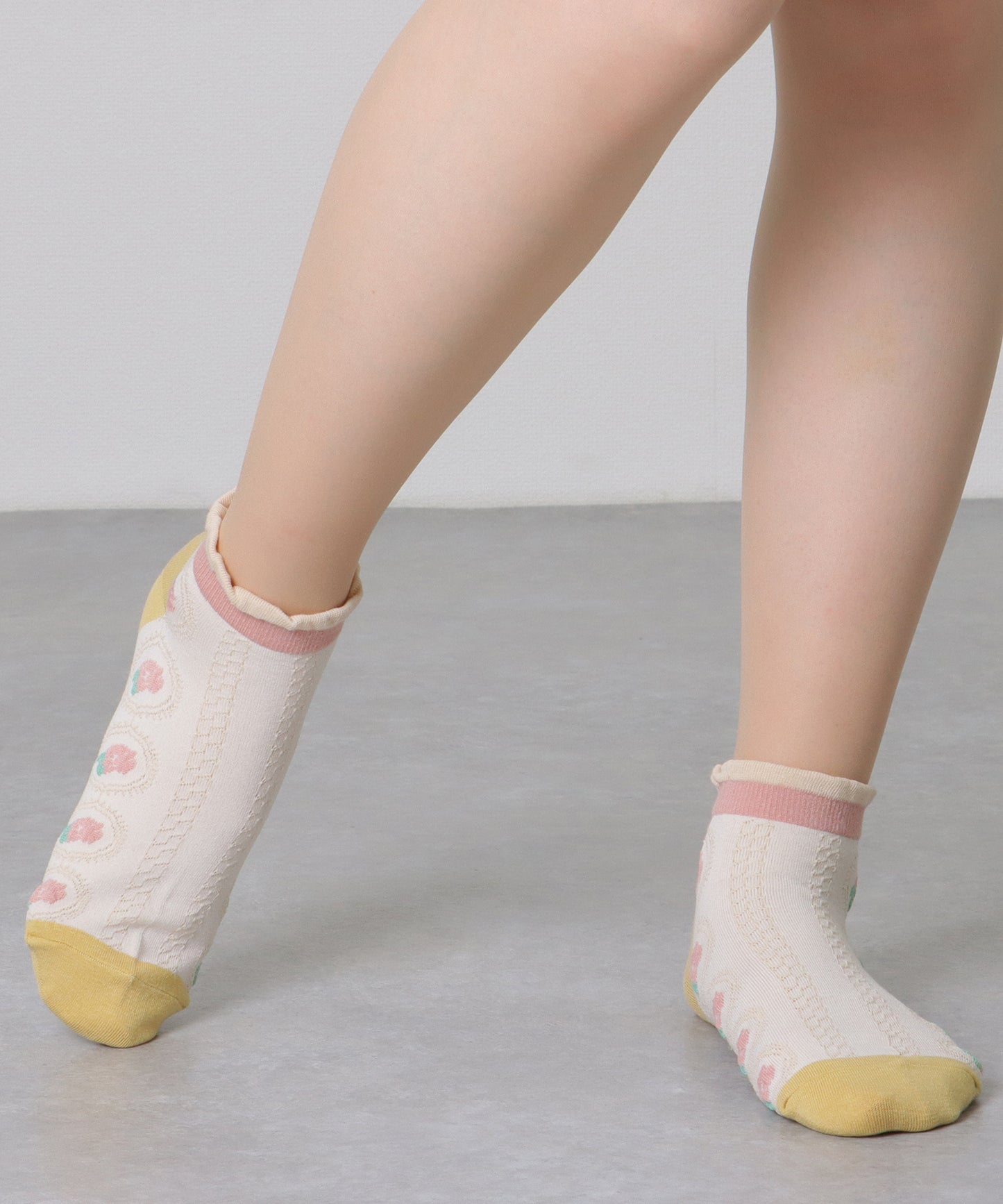 【10足セット】 カラフル 立体 フラワー ショート丈 ソックス