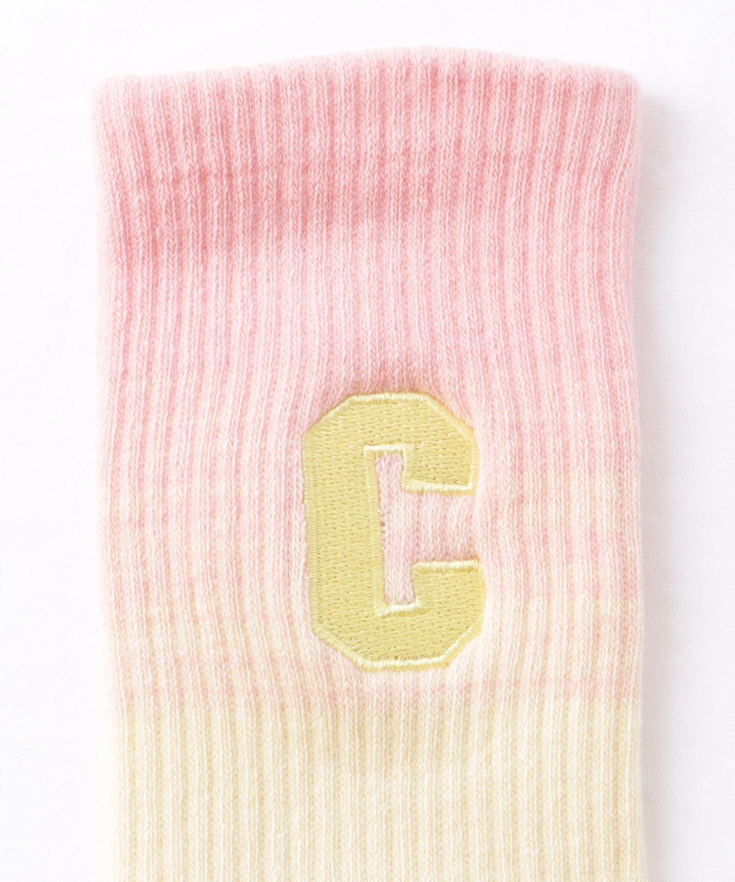 【7足セット】 アルファベット 刺繍 グラデーション カラー クルー丈 ソックス