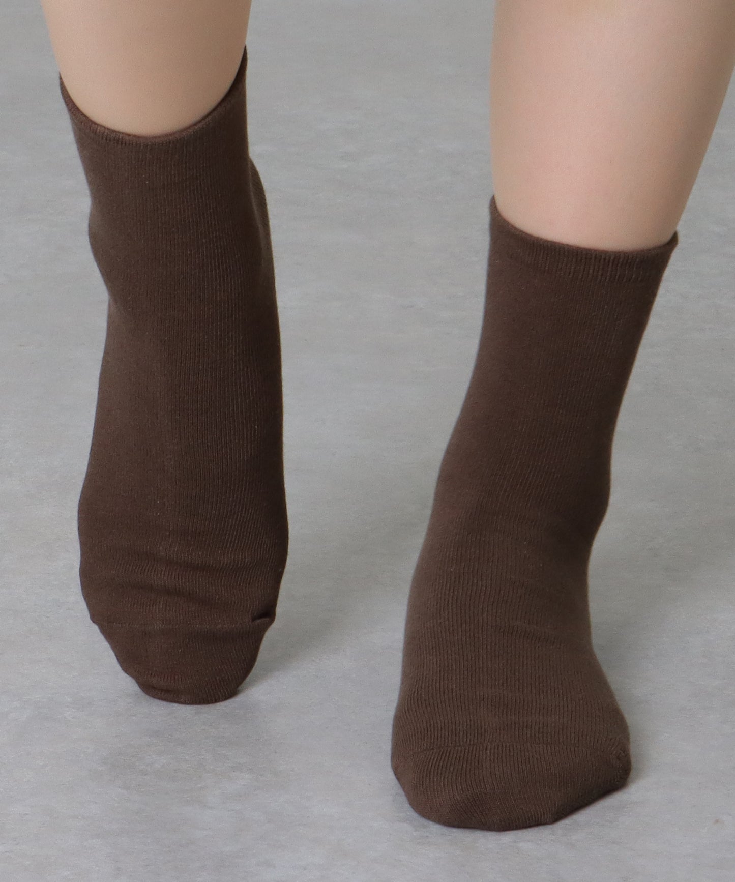 【6足セット】 ソリッドカラー ハート 刺繍付 クルー丈 ソックス