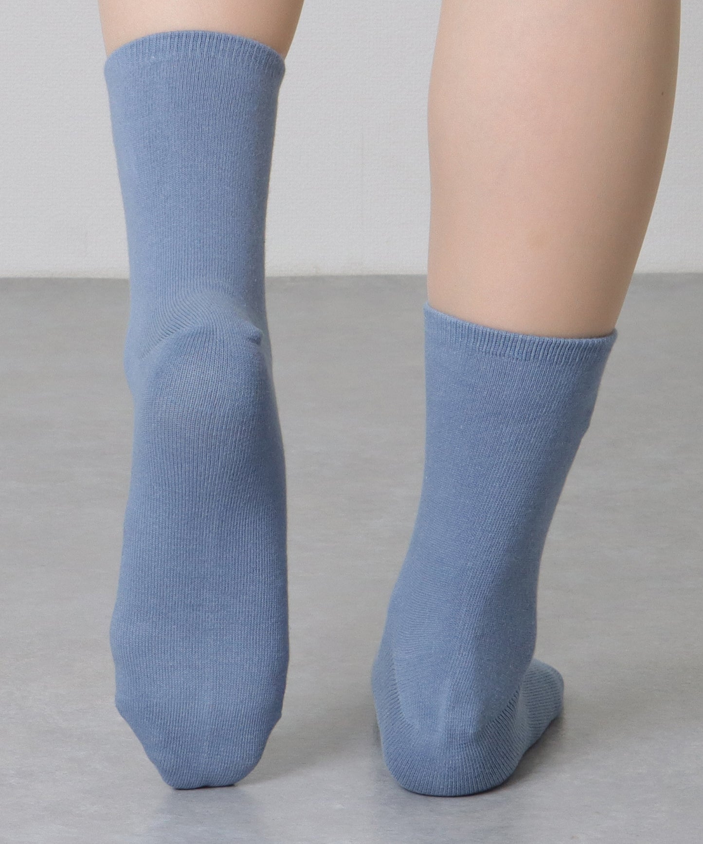 【6足セット】 ソリッドカラー ハート 刺繍付 クルー丈 ソックス