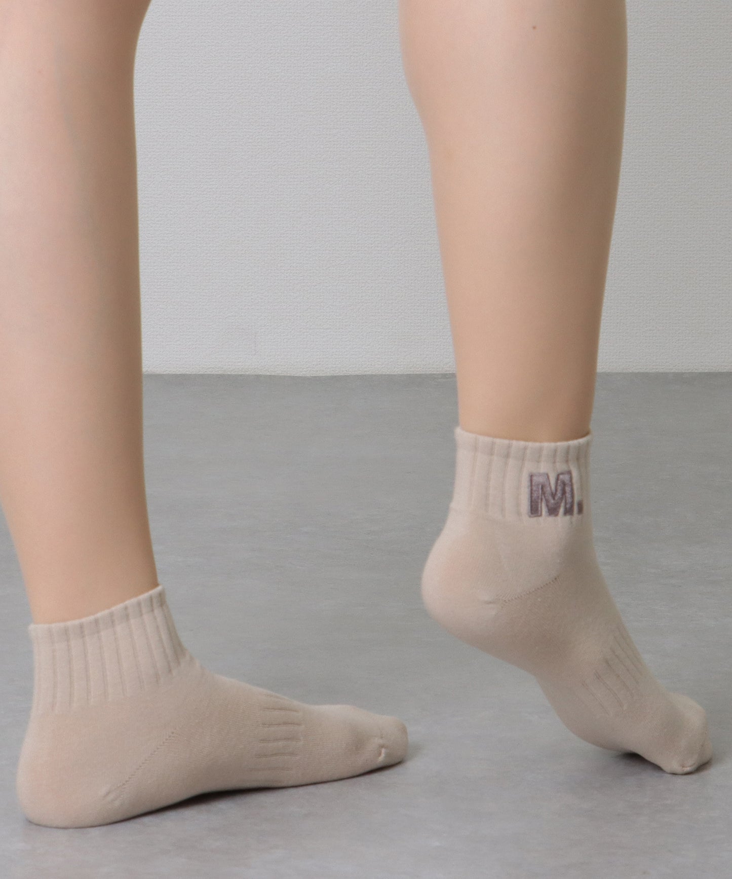 【5足組】アルファベット 刺繍付 リブ ショート ソックス