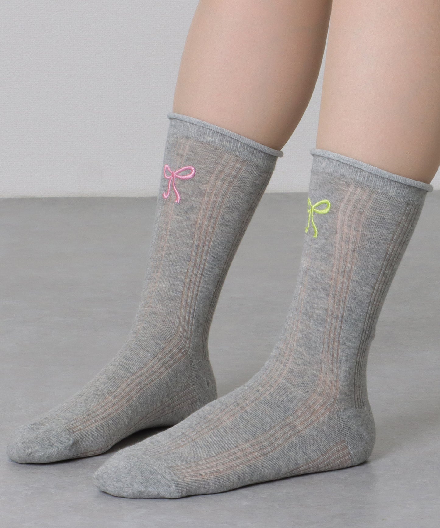 【4足組】 ソリッドカラー リボン刺繍 リブ クルー ソックス