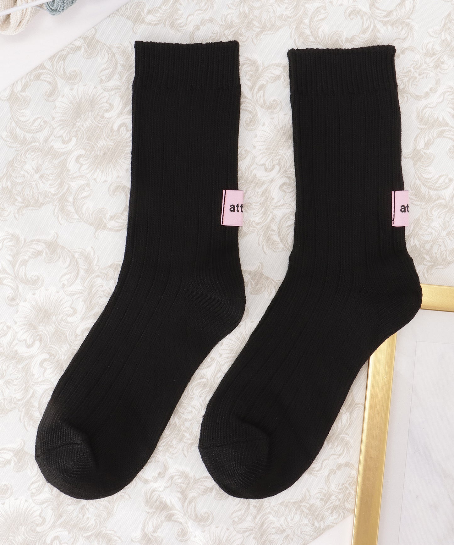 【6足セット】バック タグ付き ソリッドカラー リブ クルー ソックス