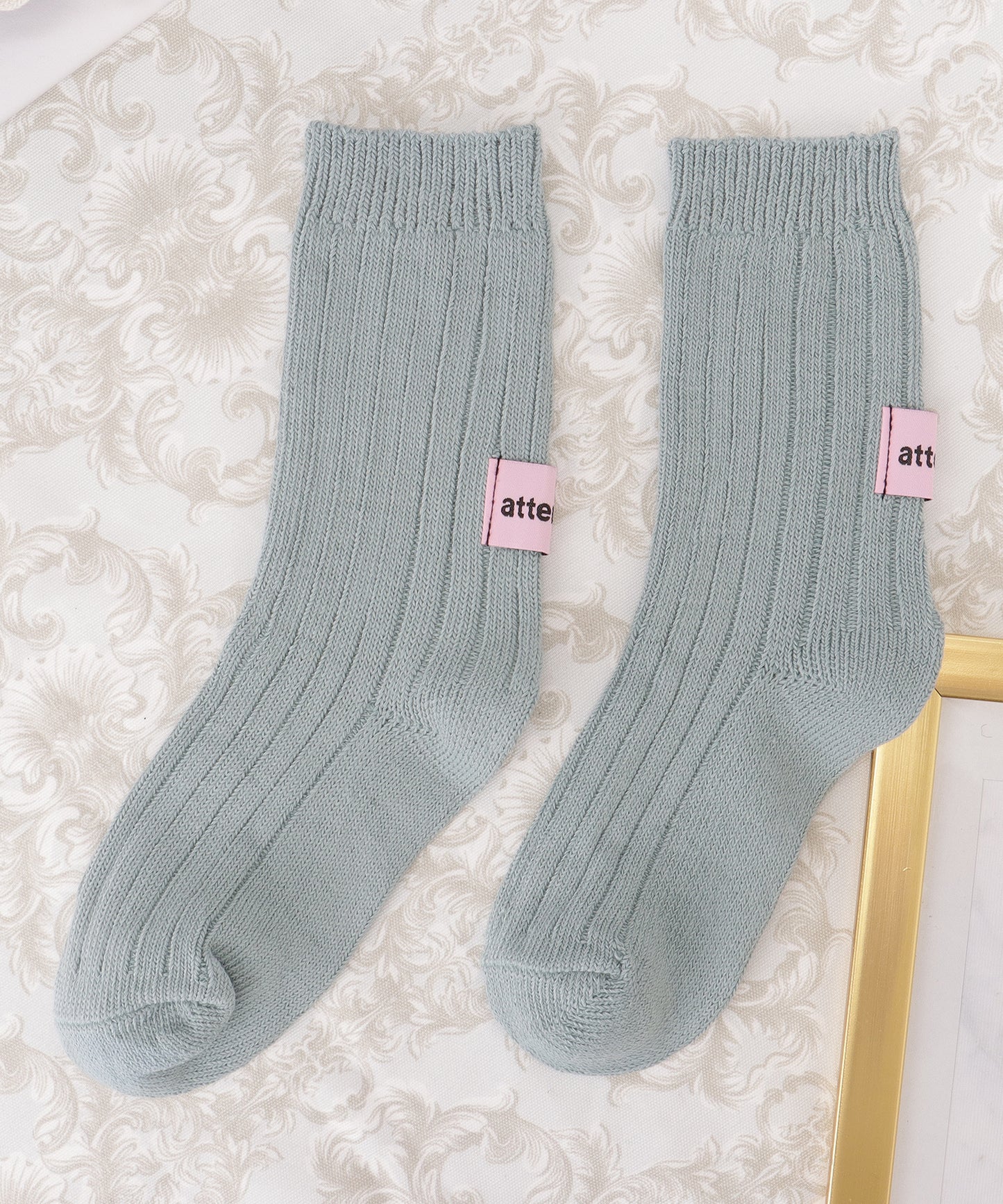 【6足セット】バック タグ付き ソリッドカラー リブ クルー ソックス