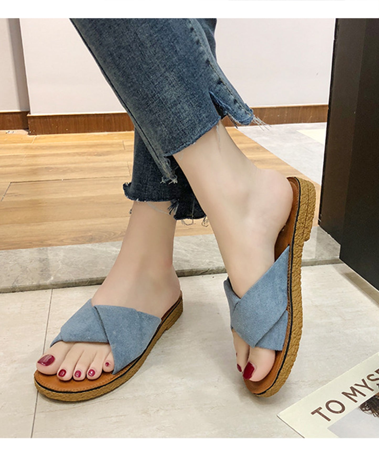 クロスフラットサンダル