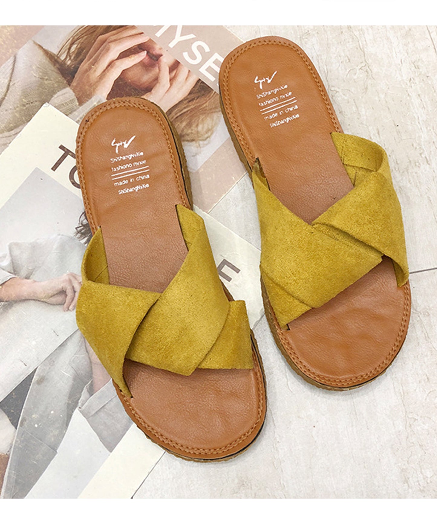 クロスフラットサンダル