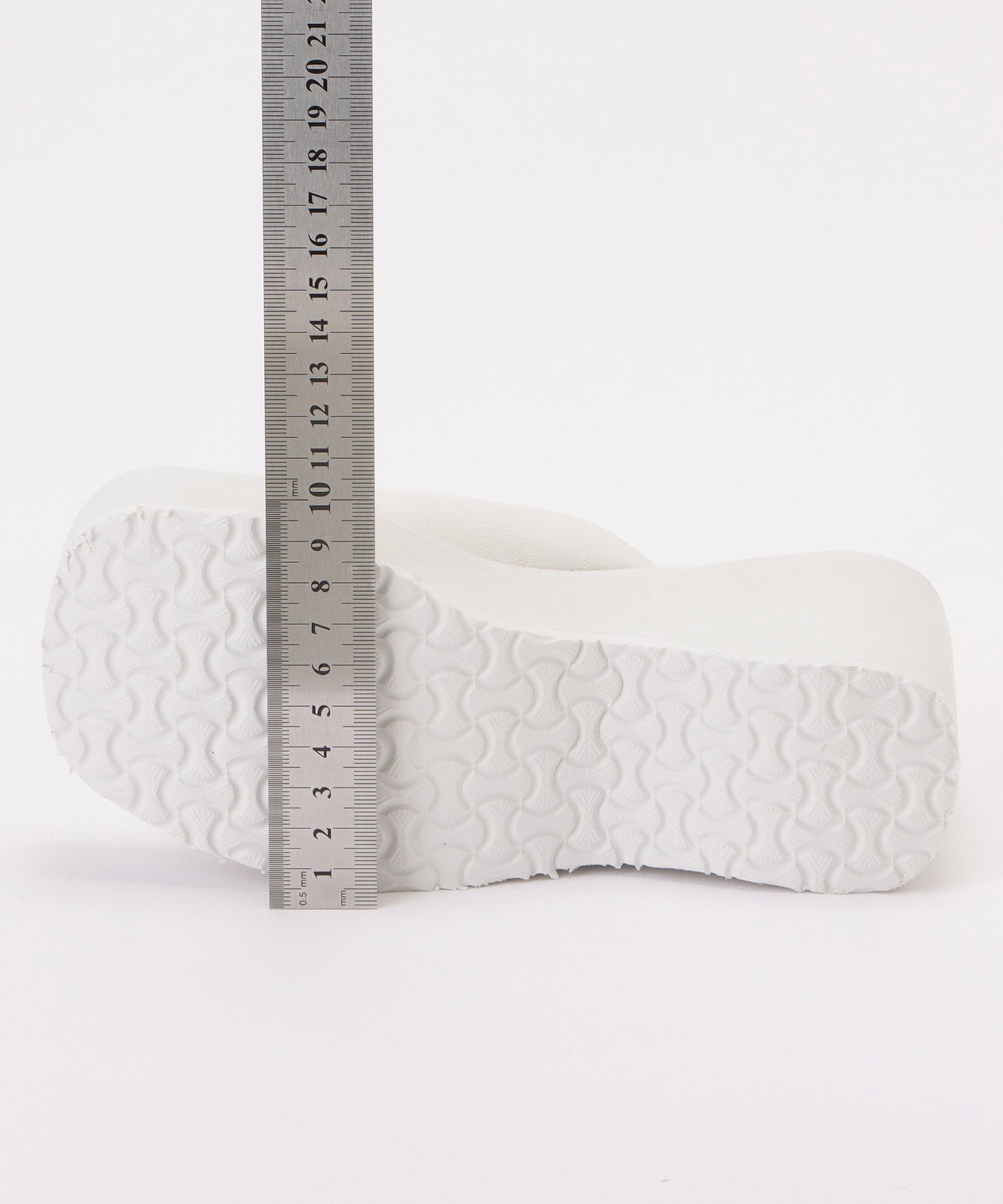 プラットフォームミュールサンダル