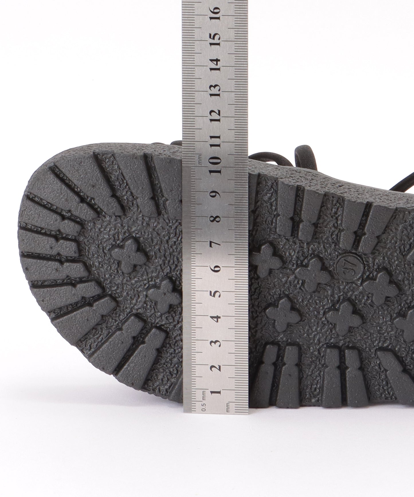 ナローストラップ厚底サンダル