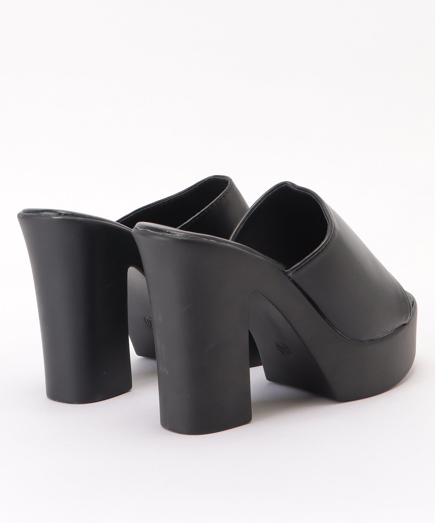 チャンキーヒールミュールサンダル