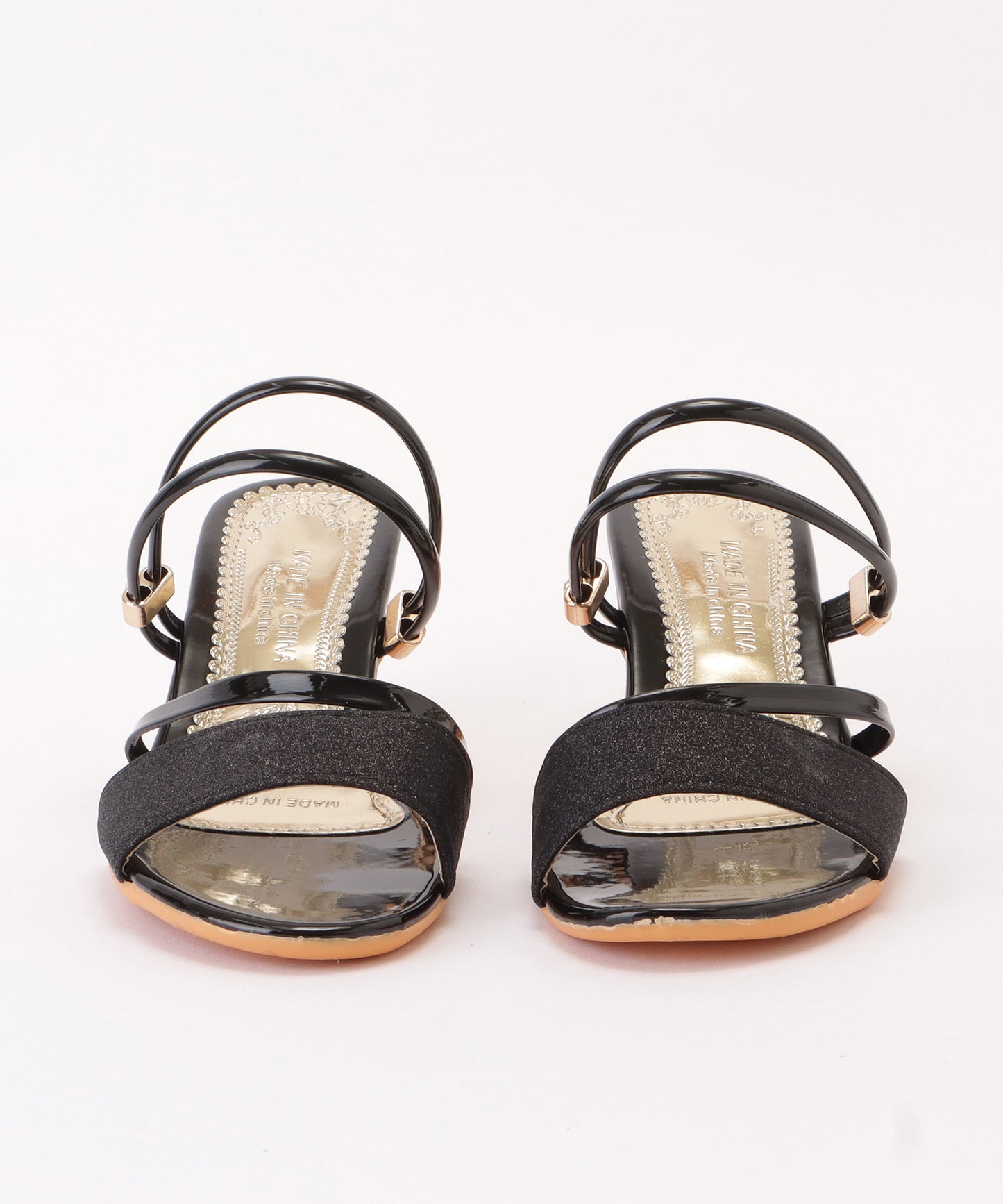 スタッズヒールストラップサンダル