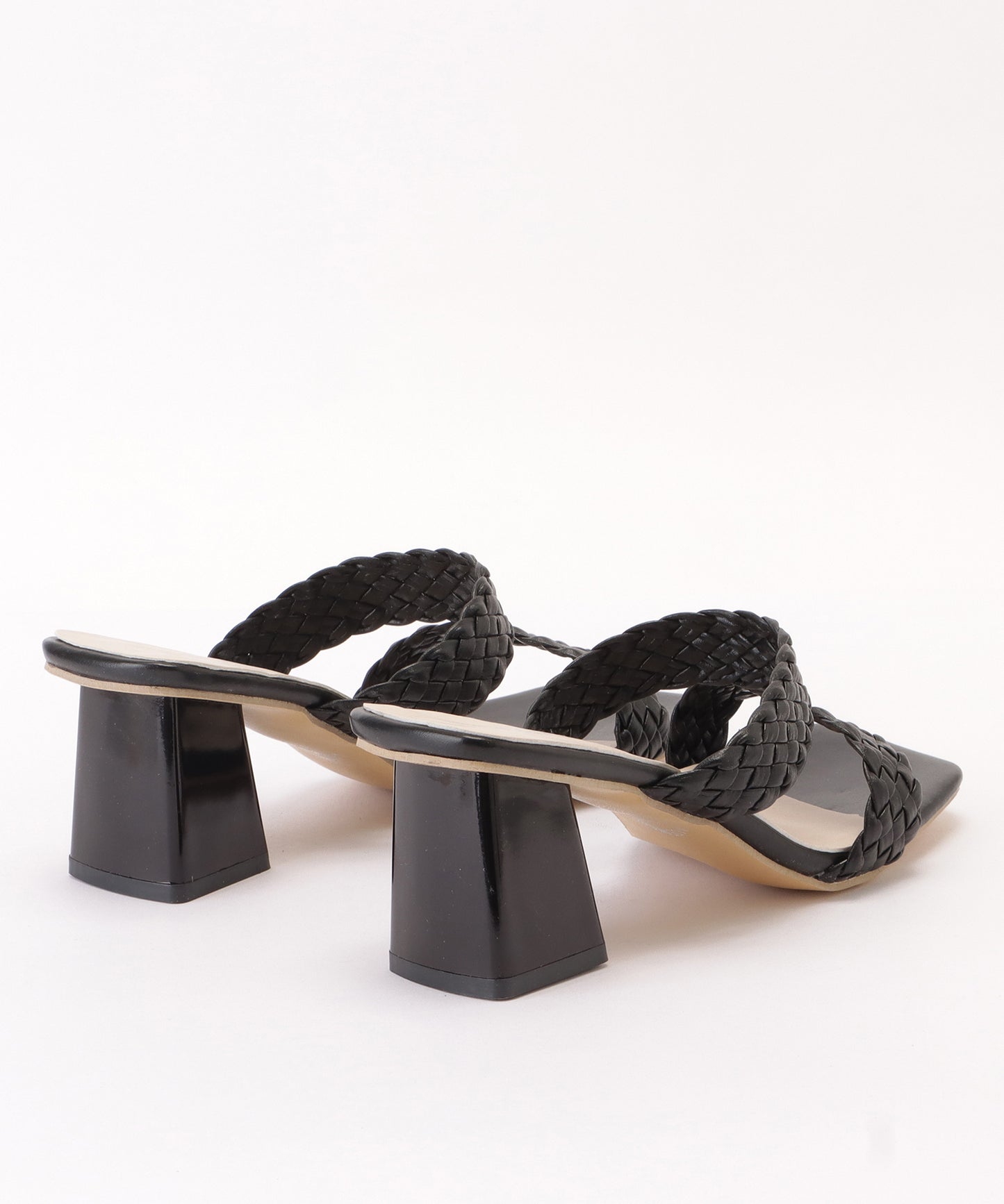 メッシュ編みダブルストラップサンダル