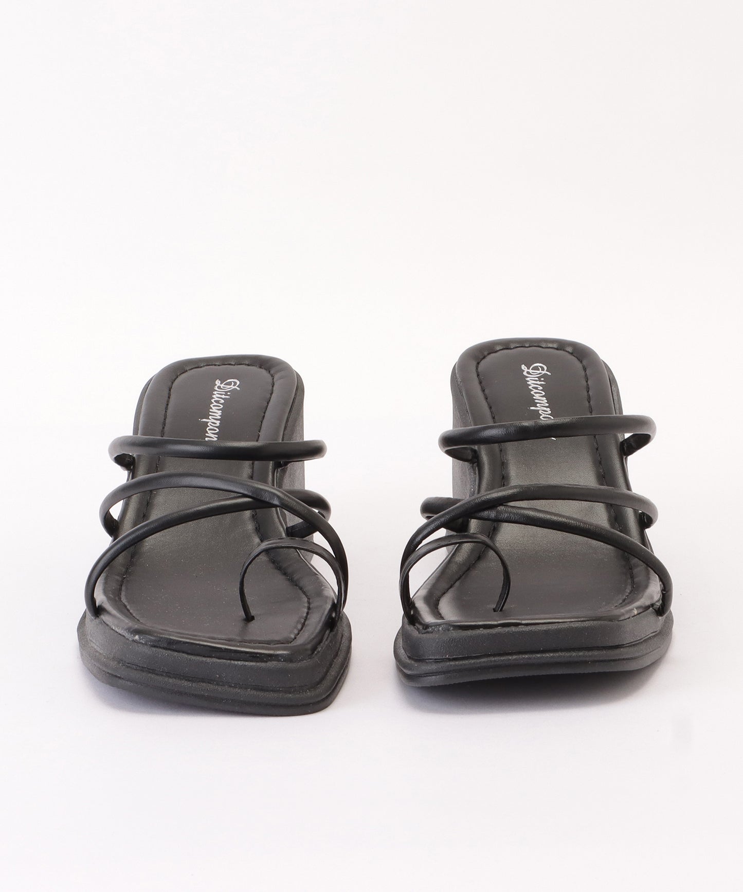 クロスストラップトングサンダル