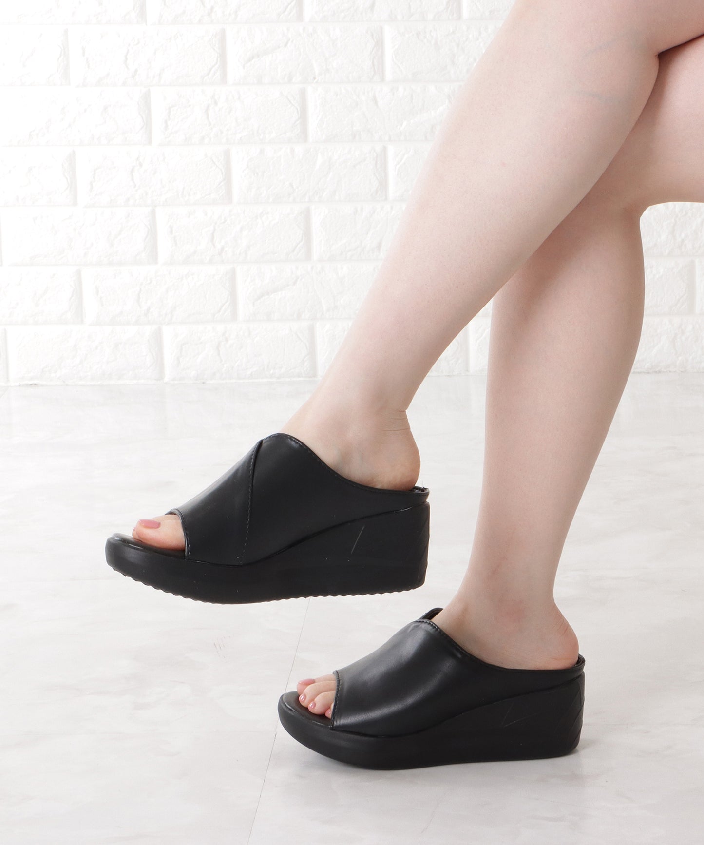 ボリュームウエッジオープントゥサンダル