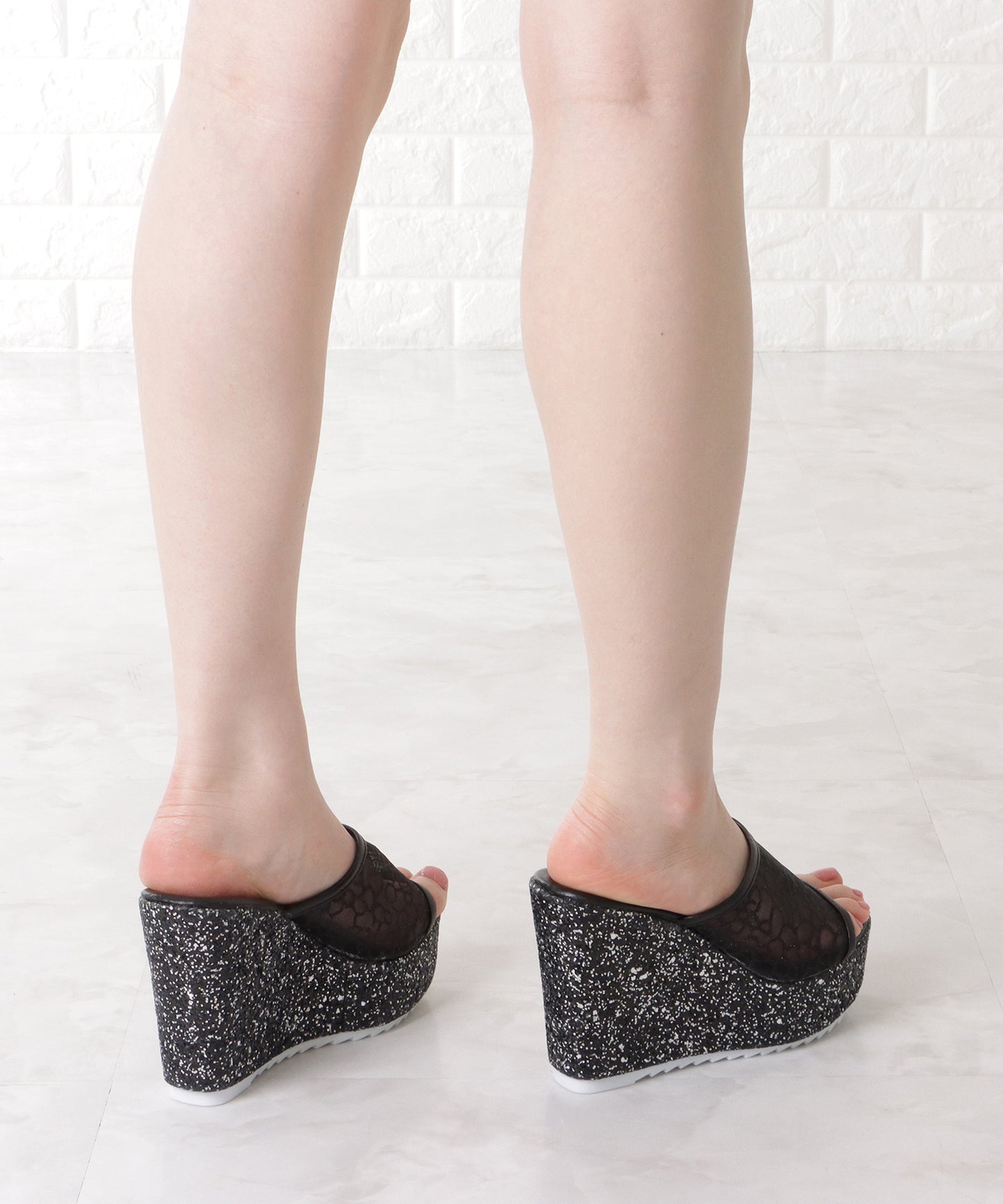 ラメソールボリュームレースサンダル