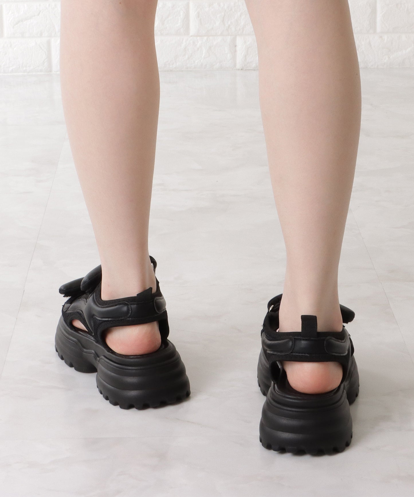 ダブルソール厚底ストラップサンダル