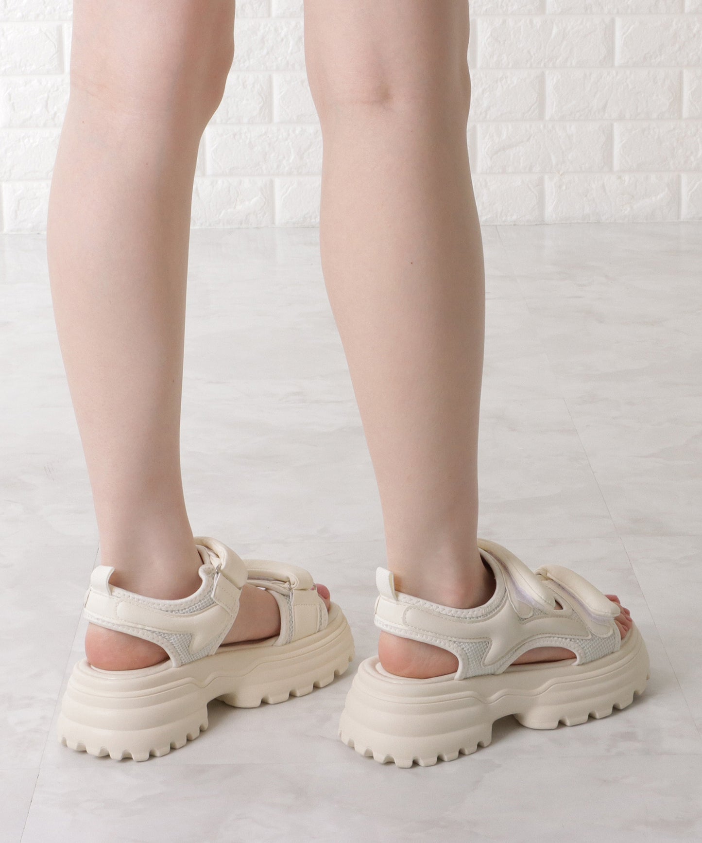 ダブルソール厚底ストラップサンダル