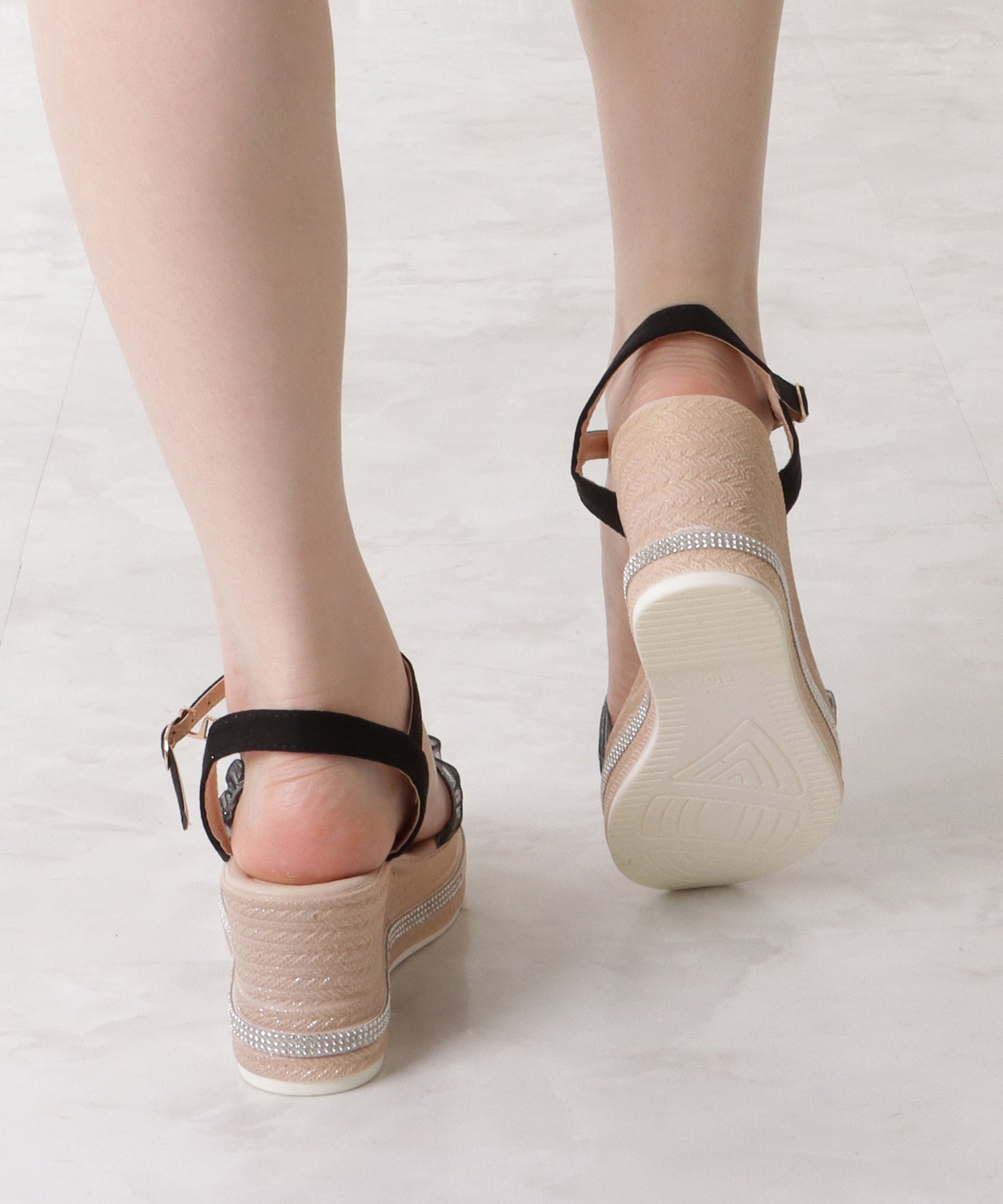 レースベルトストラップウエッジサンダル