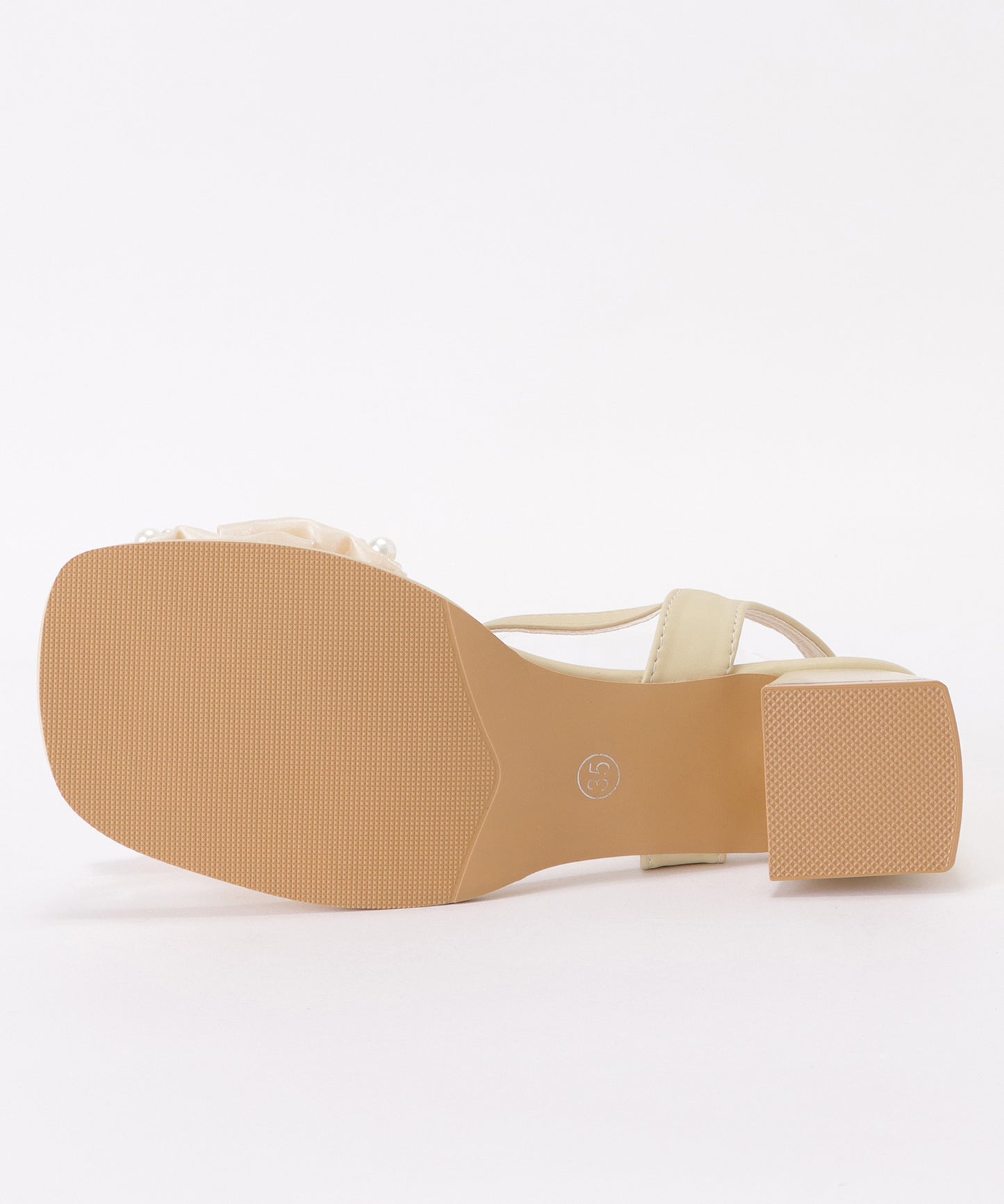 パールリボンバックストラップパンプス