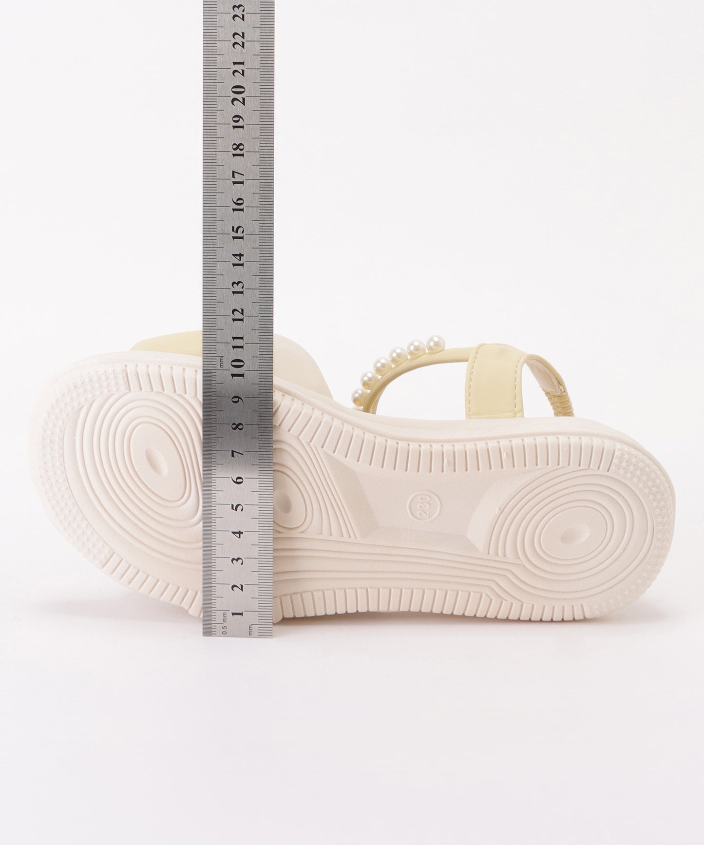 パール付きクロスリボンコンフォートサンダル