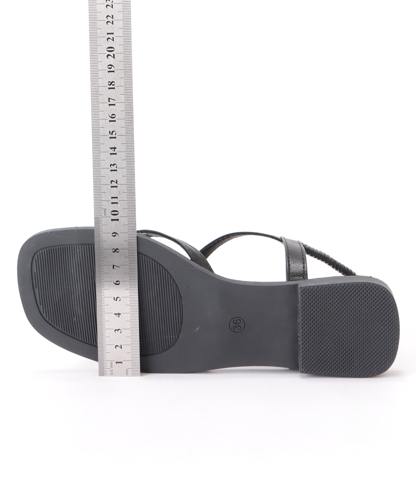 レザー調クロスストラップトングサンダル