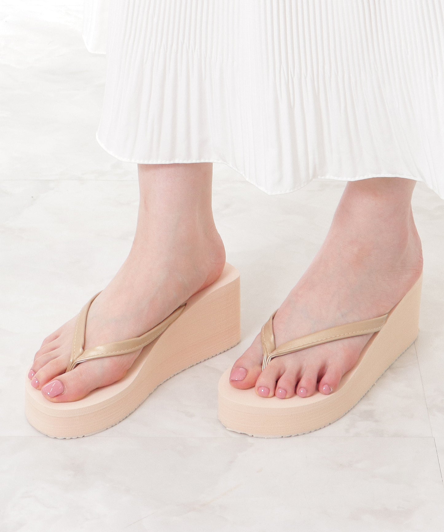 ソリッドカラー 厚底 ウエッジ トング サンダル