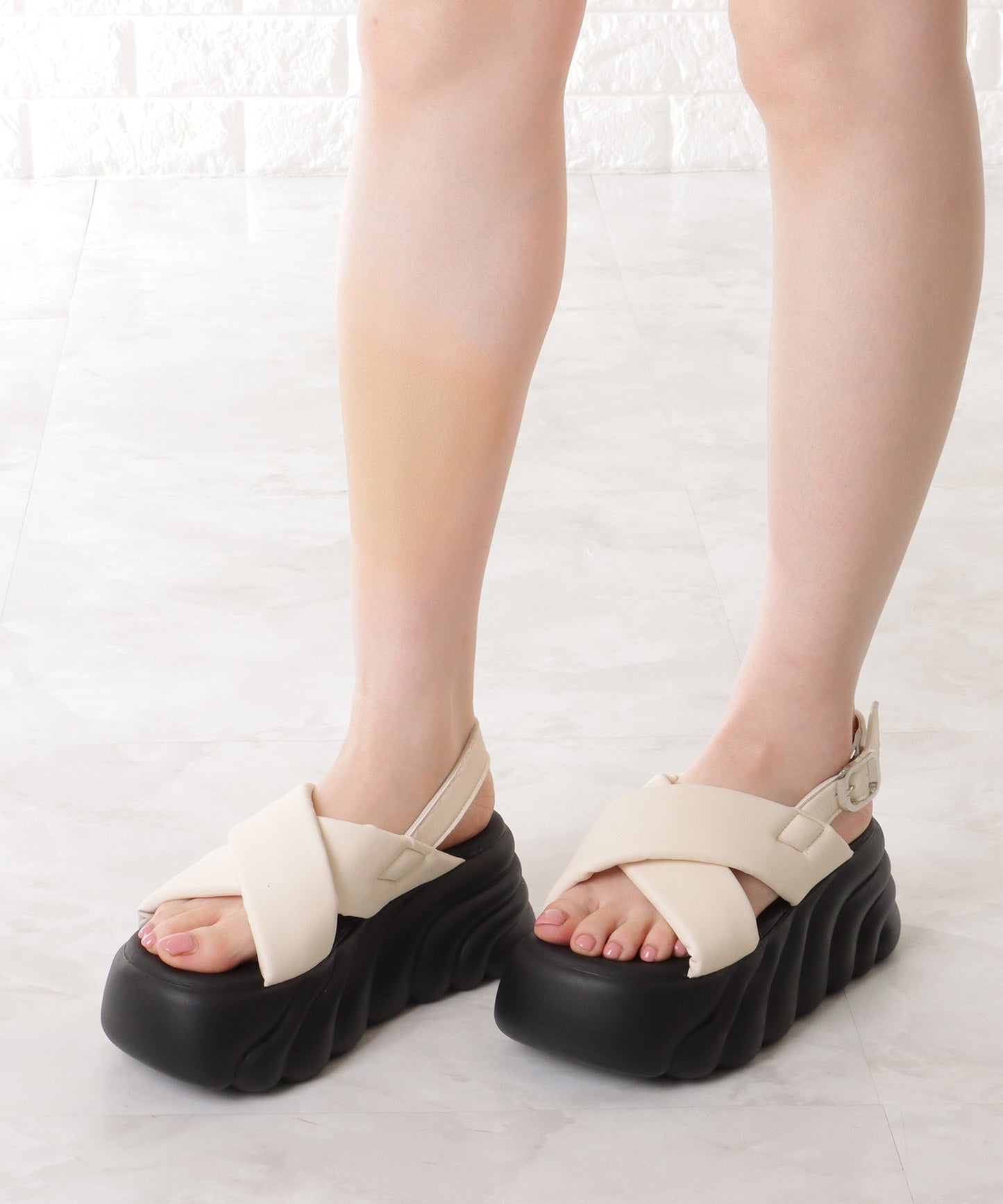 クロス バンド 厚底 ストラップ サンダル