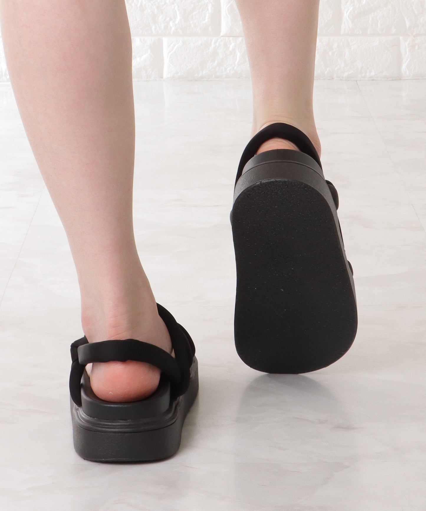 ソリッドカラー ソフト ストラップ コンフォート サンダル