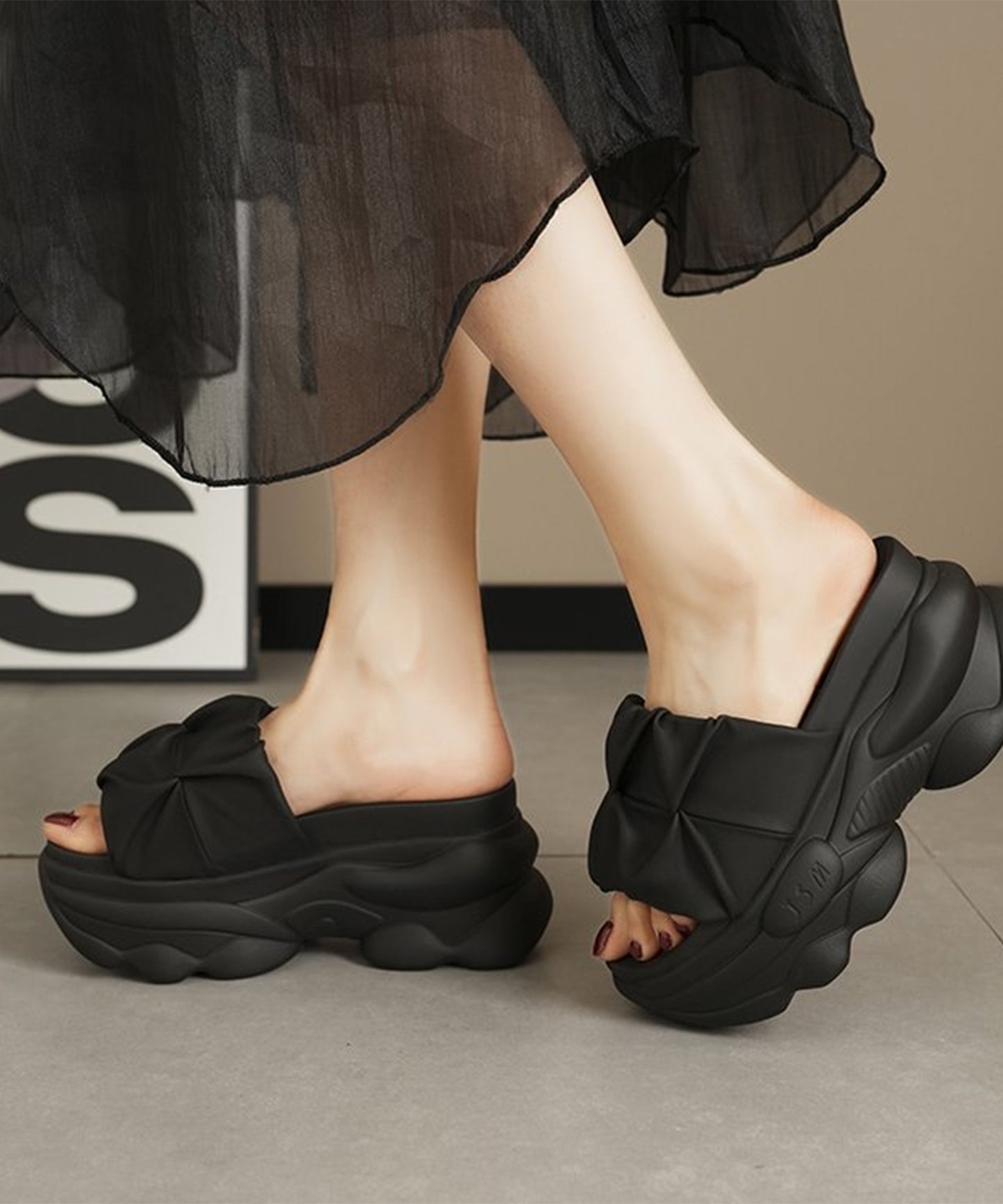 ソリッドカラー ダッド風 厚底 ボリューム サンダル