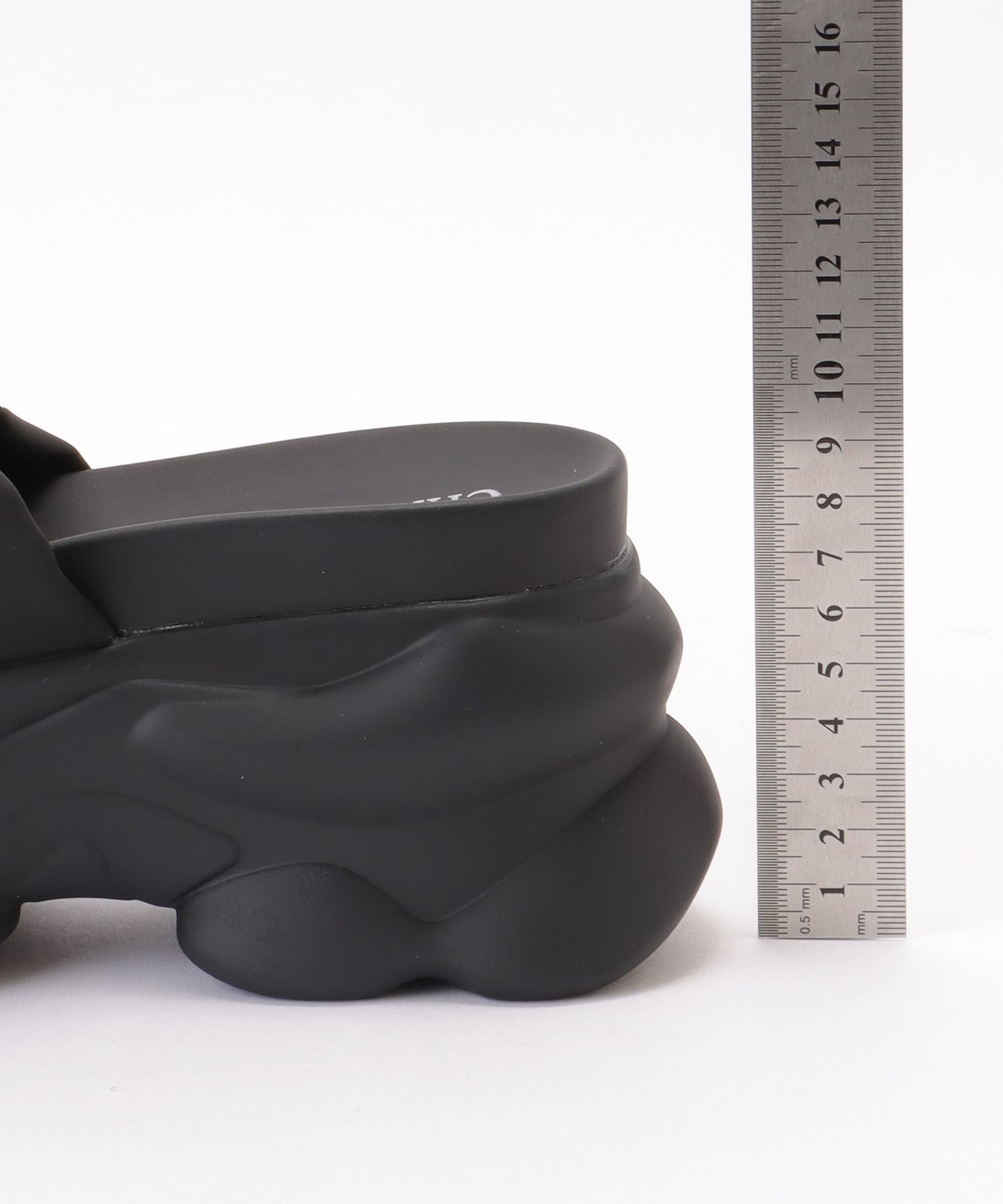 ソリッドカラー ダッド風 厚底 ボリューム サンダル