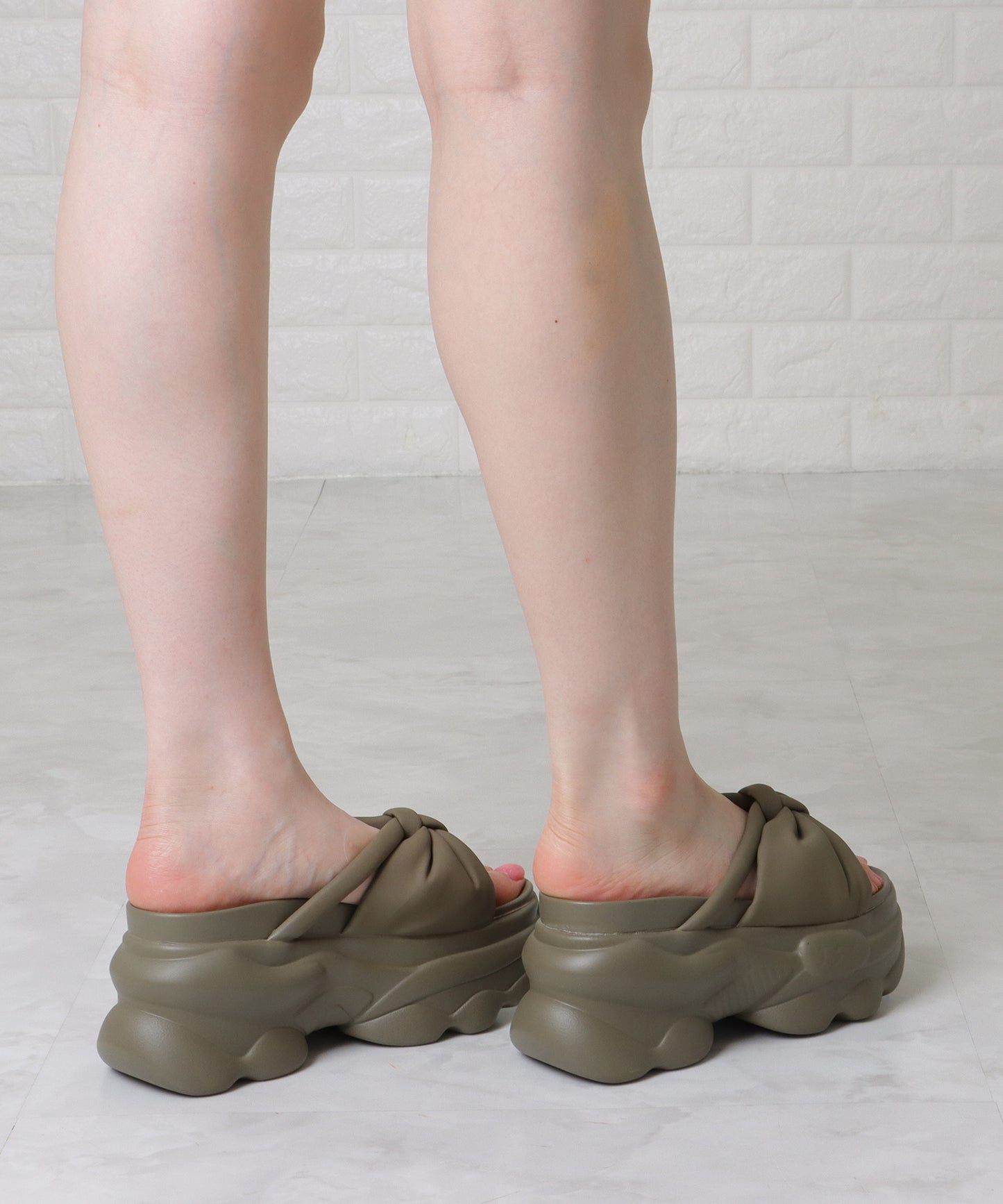 リボン バンド 厚底 ボリューム サンダル