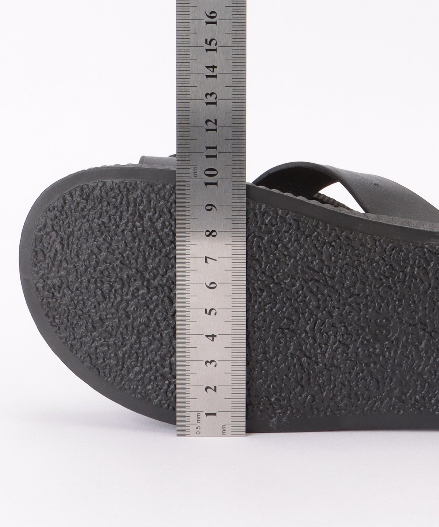 メタリック チェーン ドッキング コンフォート サンダル