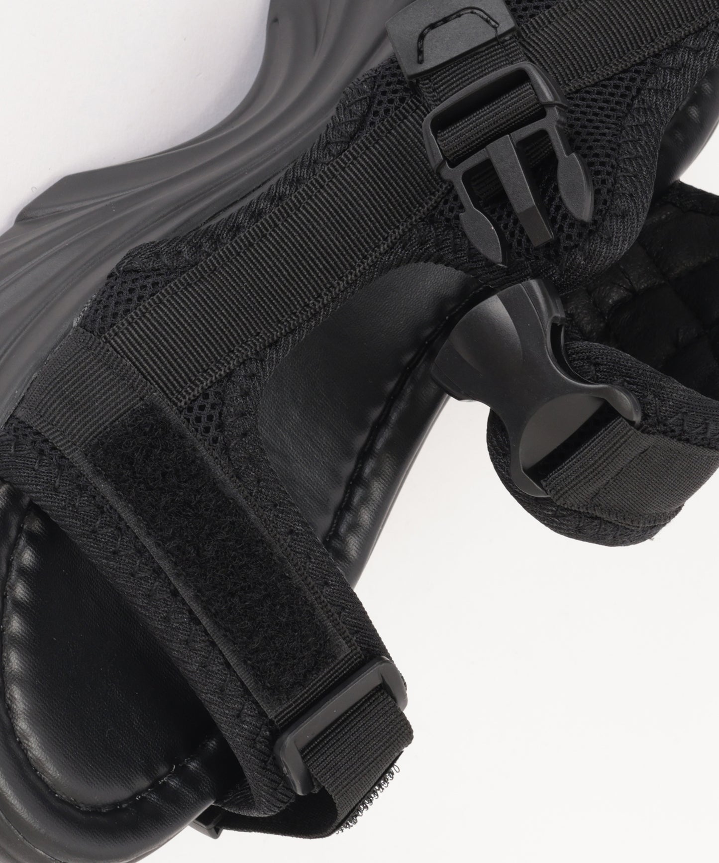 軽量 ボリューム 厚底 ストラップ スポーツ サンダル