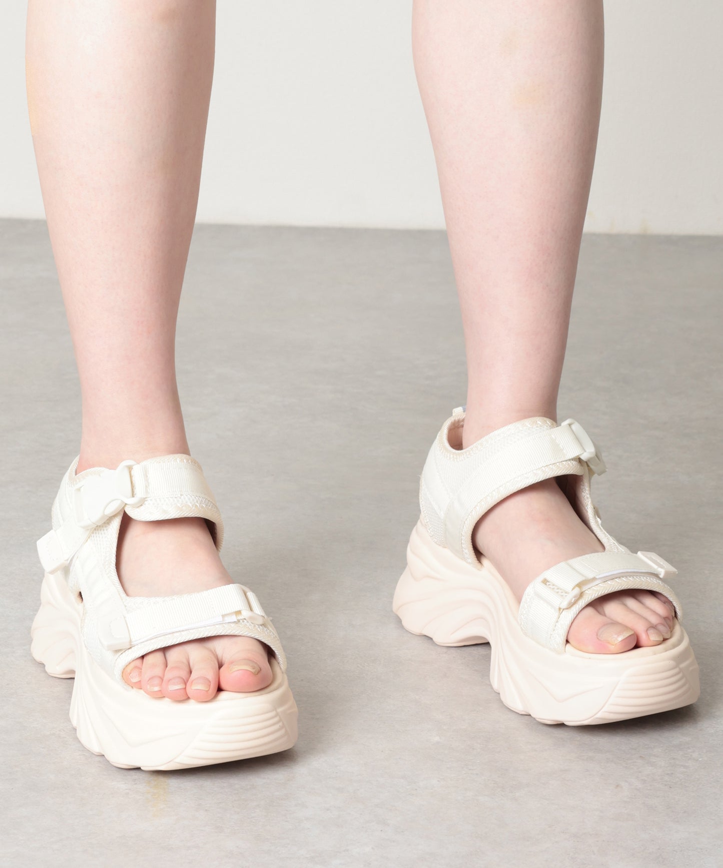 軽量 ボリューム 厚底 ストラップ スポーツ サンダル