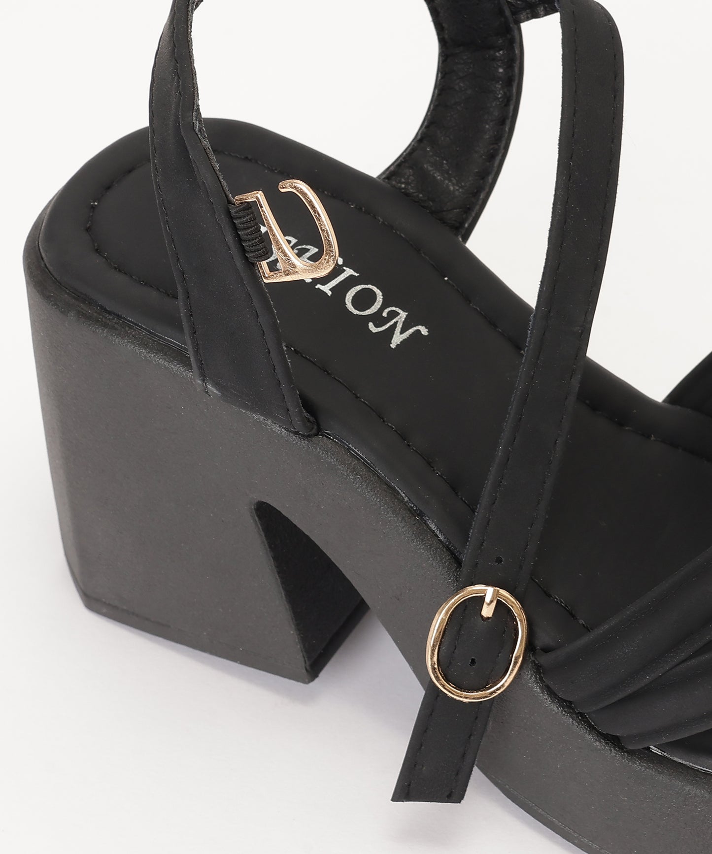 レザー調 クロス ストラップ プラットフォーム 厚底 太ヒール サンダル