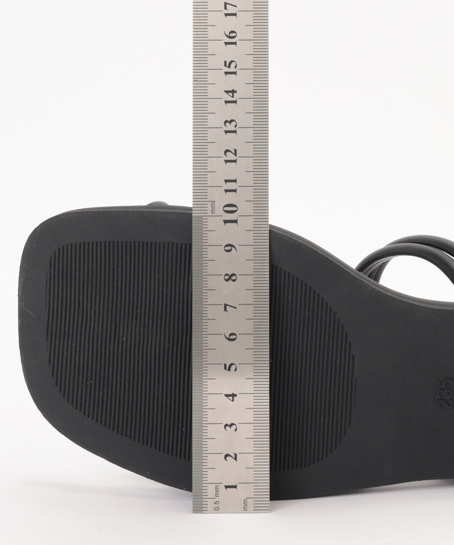 レザー調 ナロー アシンメトリー ストラップ サンダル