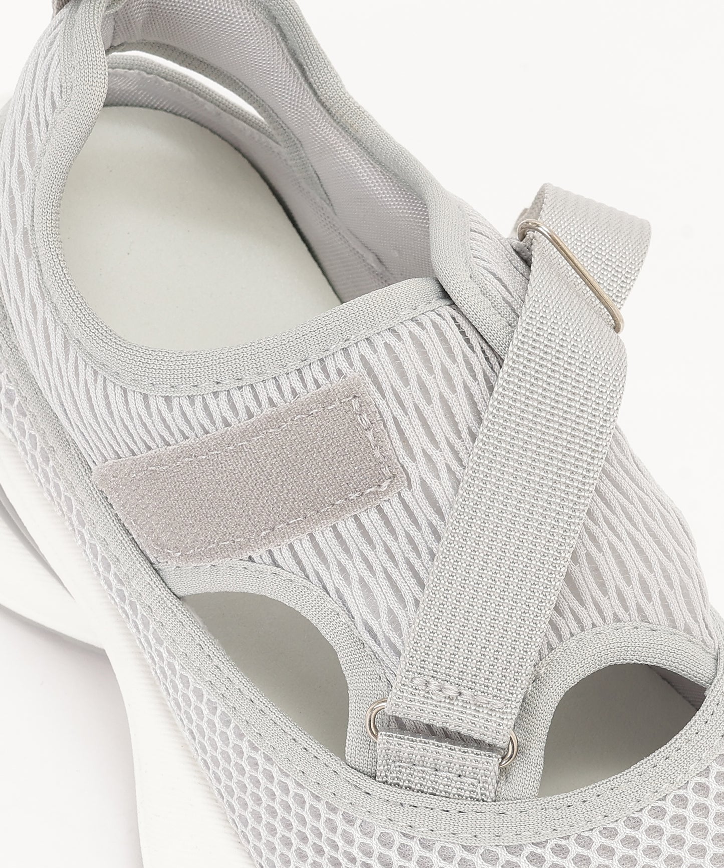 メッシュ ベルト付き 厚底 スニーカー サンダル